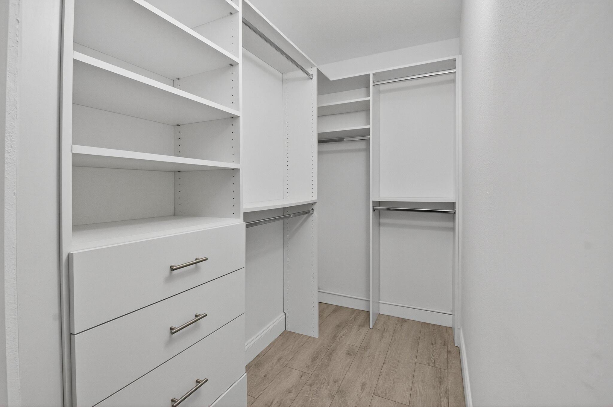 KINGS POINT MONACO CONDOS - Residential