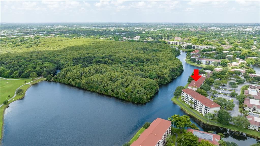 APPLEWOOD VILLAGE - Residential