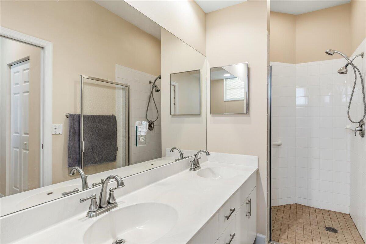 CAMBRIDGE PARK SECOND REPLAT - Residential