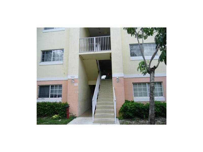 2/1 IN ONE OF THE GREAT LOCATION IN HOLLYWOOD LAST TENANT STAYED FOR EVER. FRESHLY PAINTED WILL NOT LAST!!!!!! MUST COORDINATE TENANT OCCUPIED TILL THIS WEEKEND Well maintained gated community with pool, gym, BBQ area, and courtyard. Close to Publix, lots of restaurants/shopping, and more! Just 15 minutes from Fort Lauderdale airport. One pet allowed up to 25lbs.