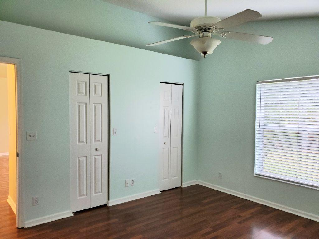 NORTH PALM BEACH HEIGHTS - Residential Lease