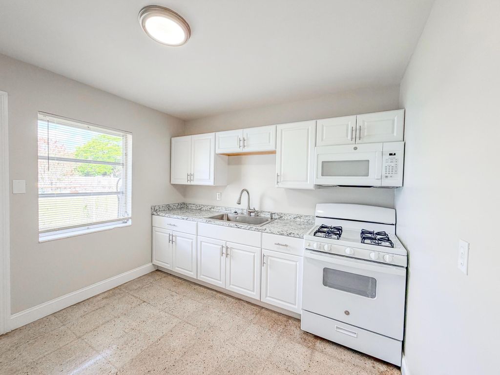 Photo of 2506 Avenue F #Unit B, Fort Pierce, FL 34947 (MLS # B26013336)