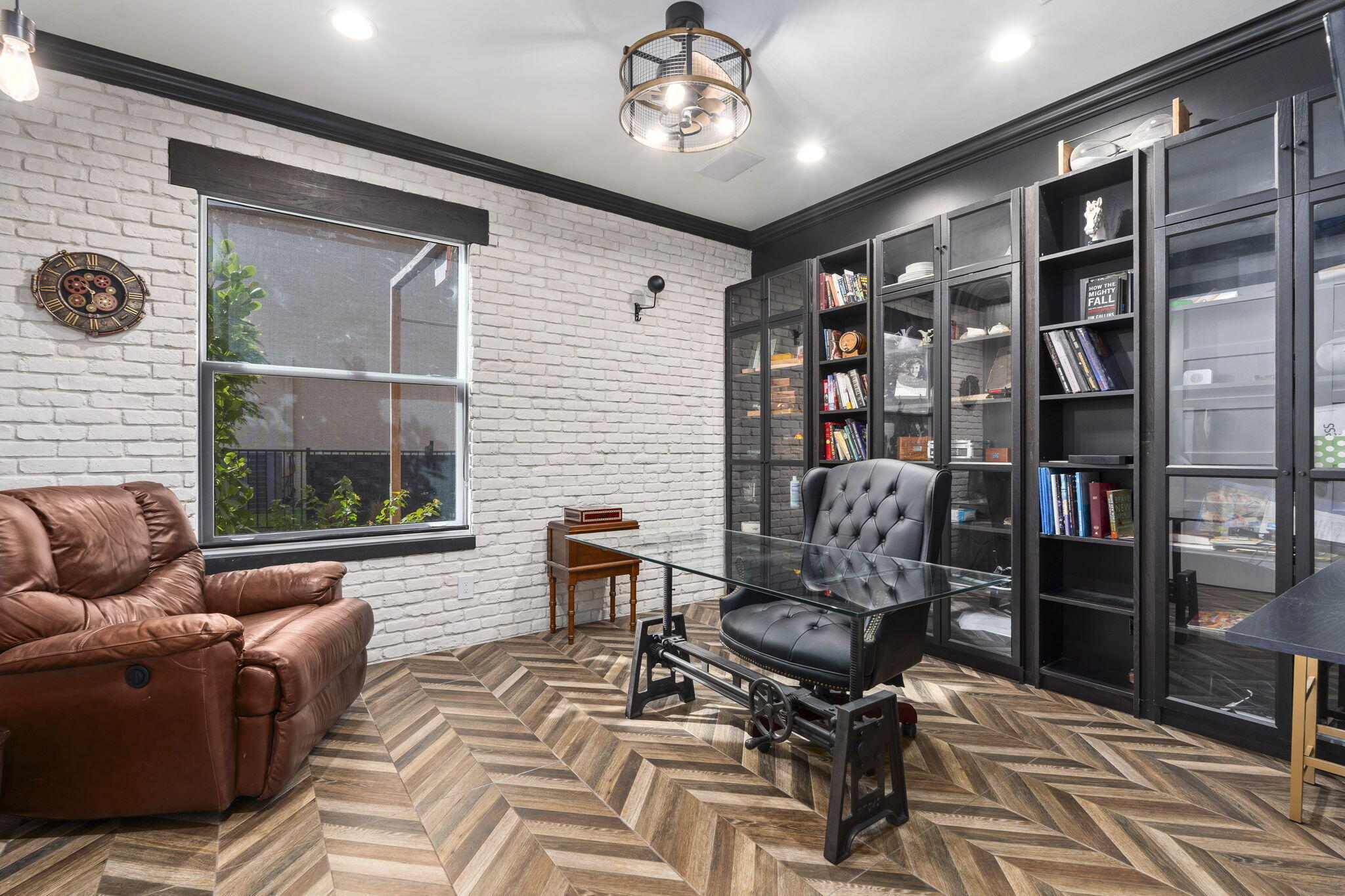 LAKE TUSCANY - Residential