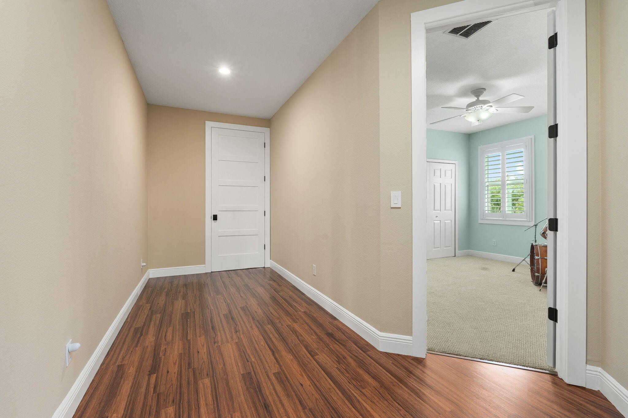 LAKE TUSCANY - Residential