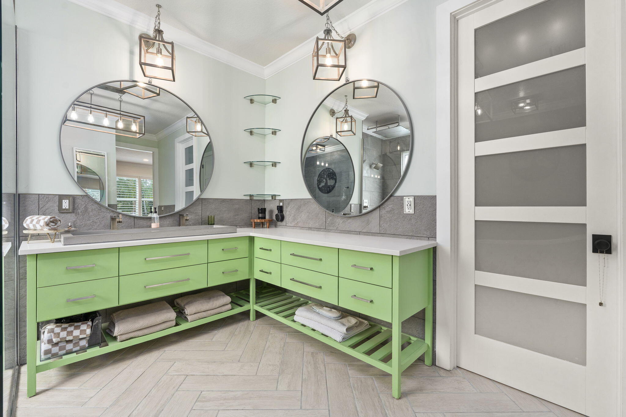 LAKE TUSCANY - Residential