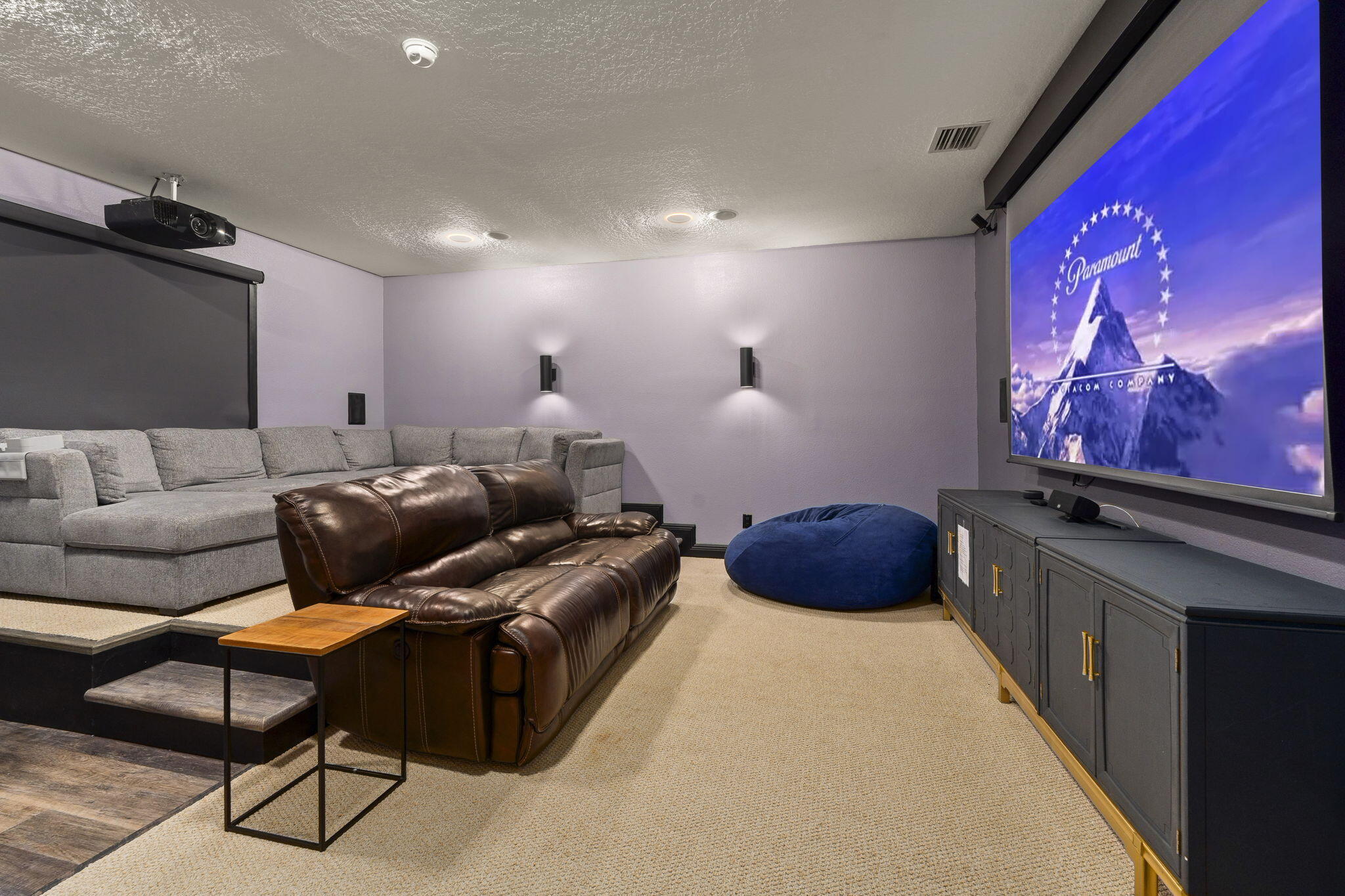 LAKE TUSCANY - Residential