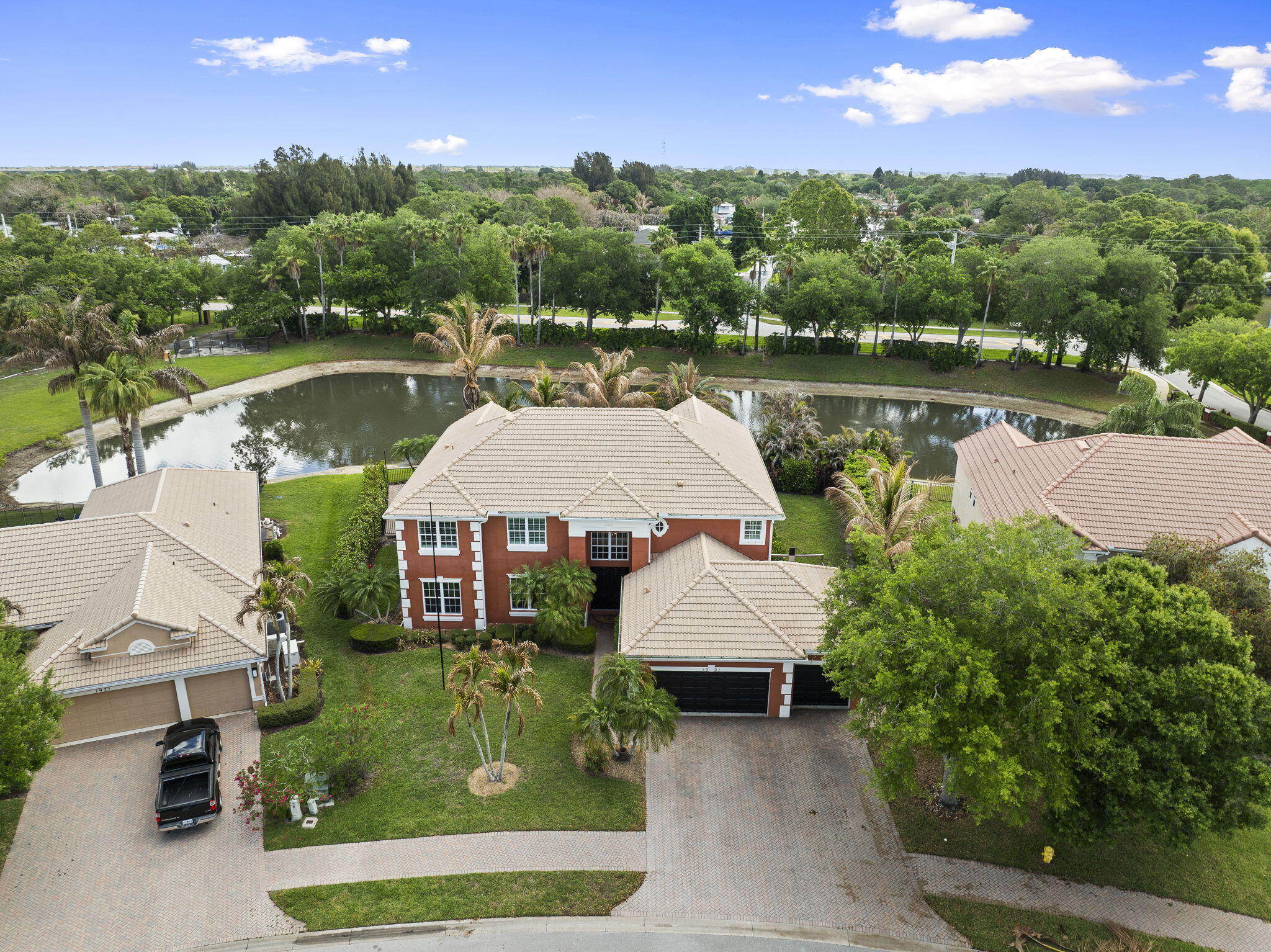 LAKE TUSCANY - Residential