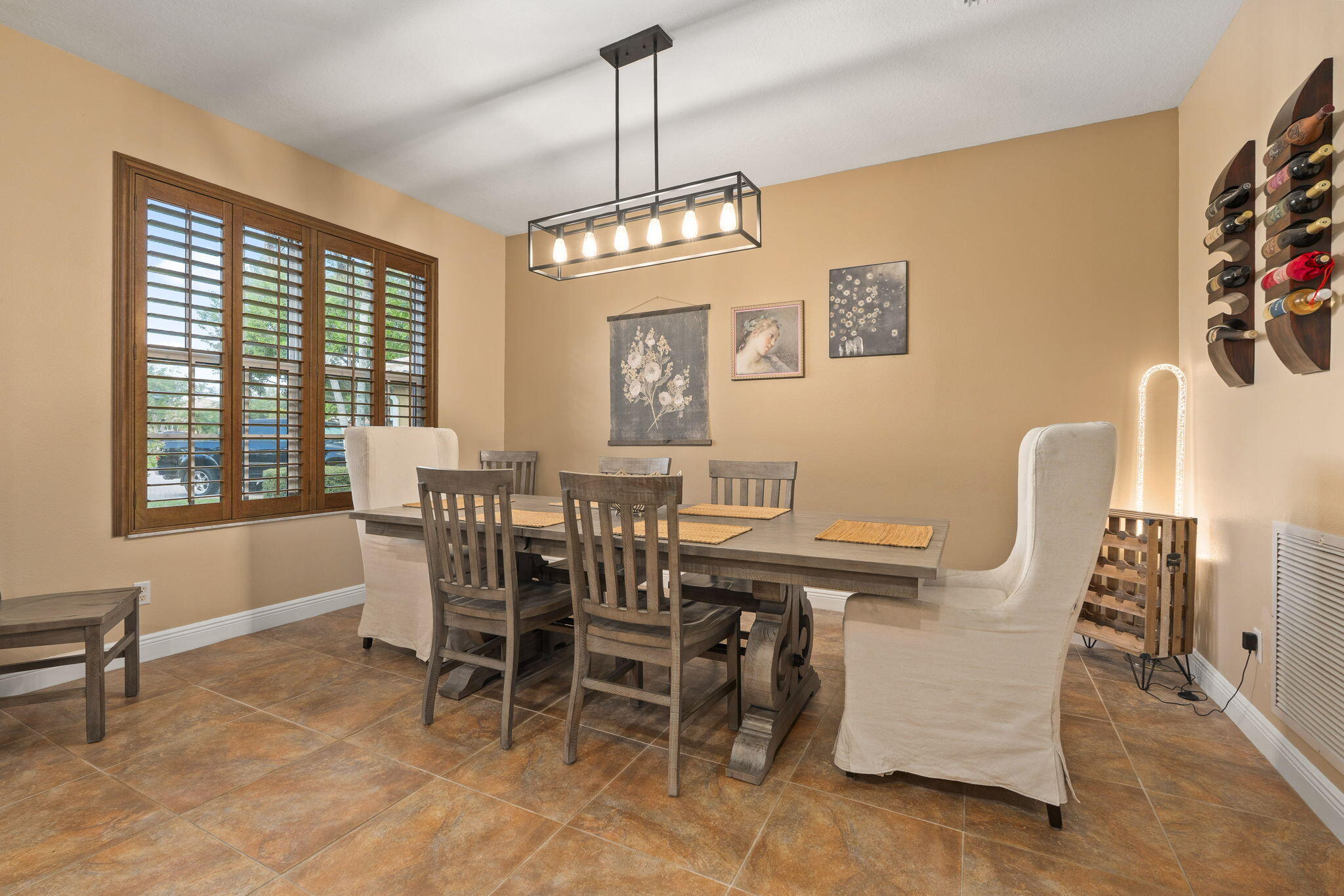 LAKE TUSCANY - Residential