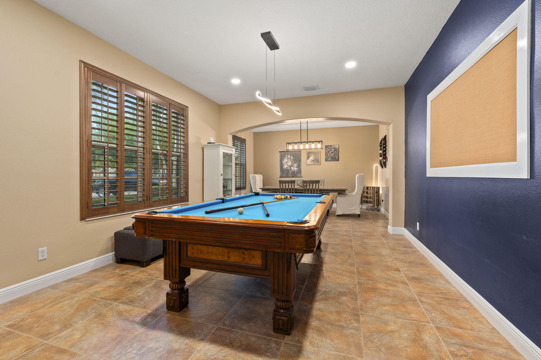 LAKE TUSCANY - Residential