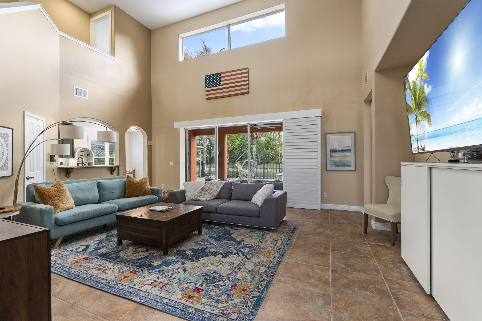 LAKE TUSCANY - Residential