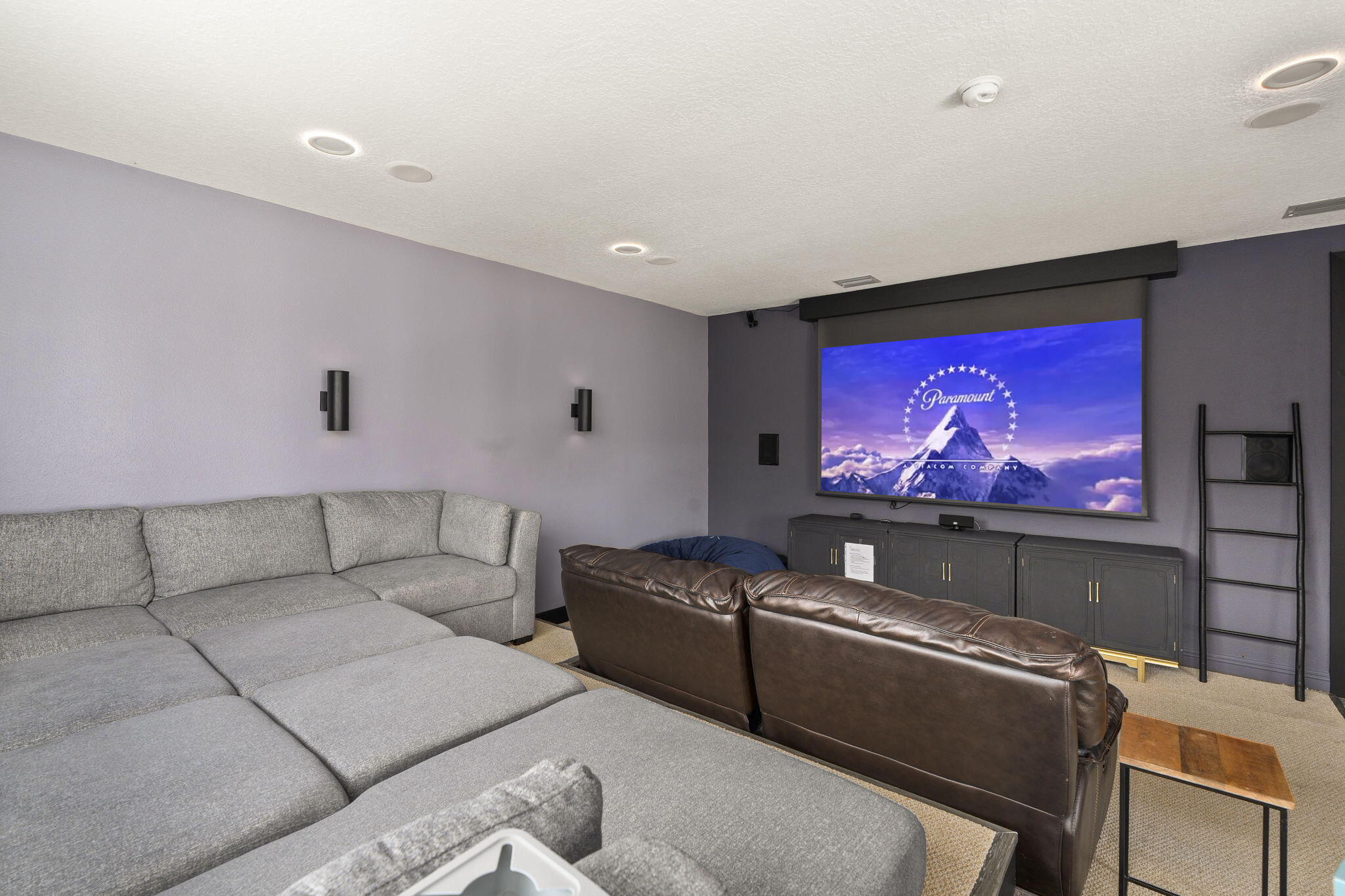 LAKE TUSCANY - Residential