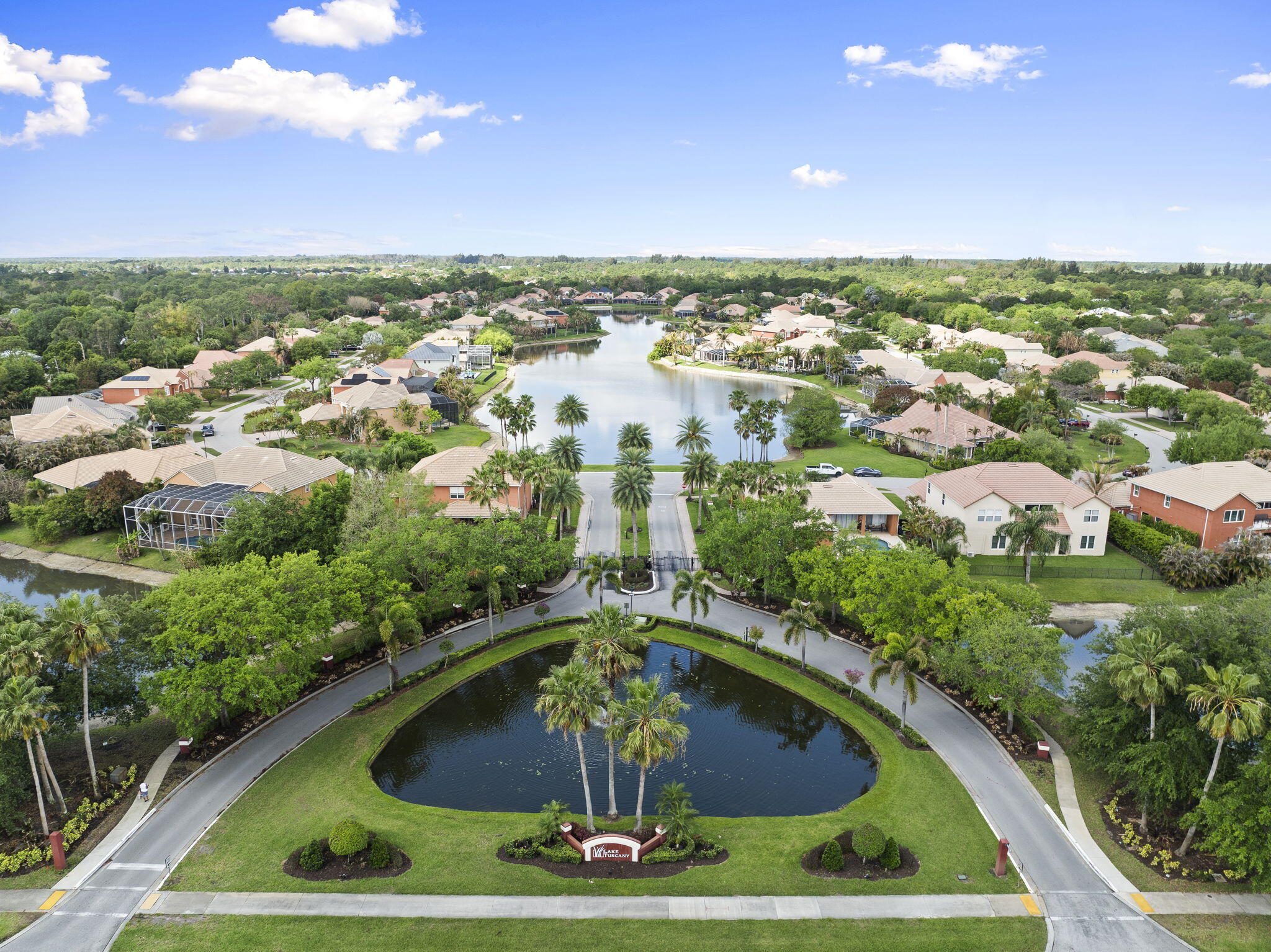 LAKE TUSCANY - Residential