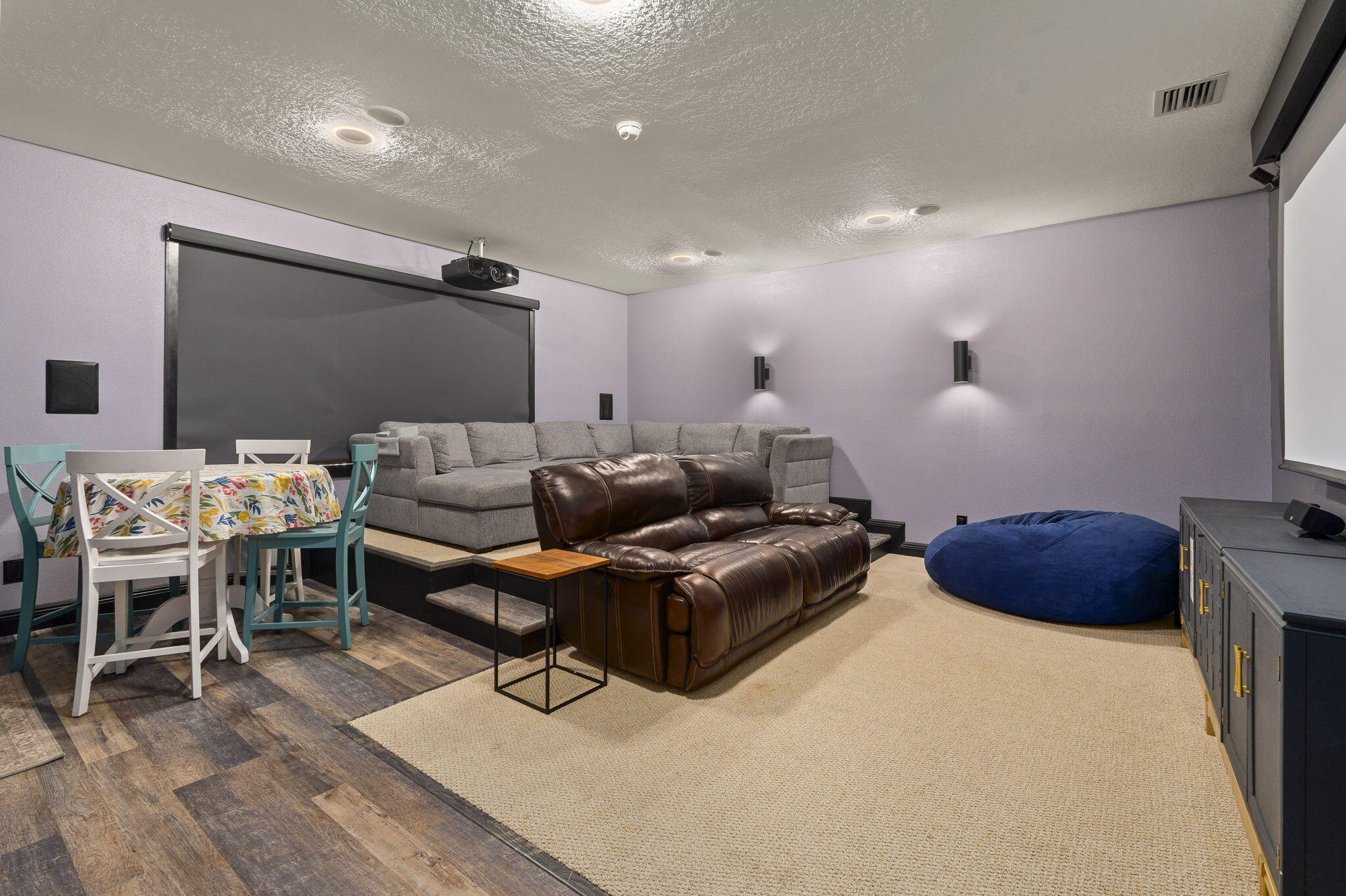 LAKE TUSCANY - Residential