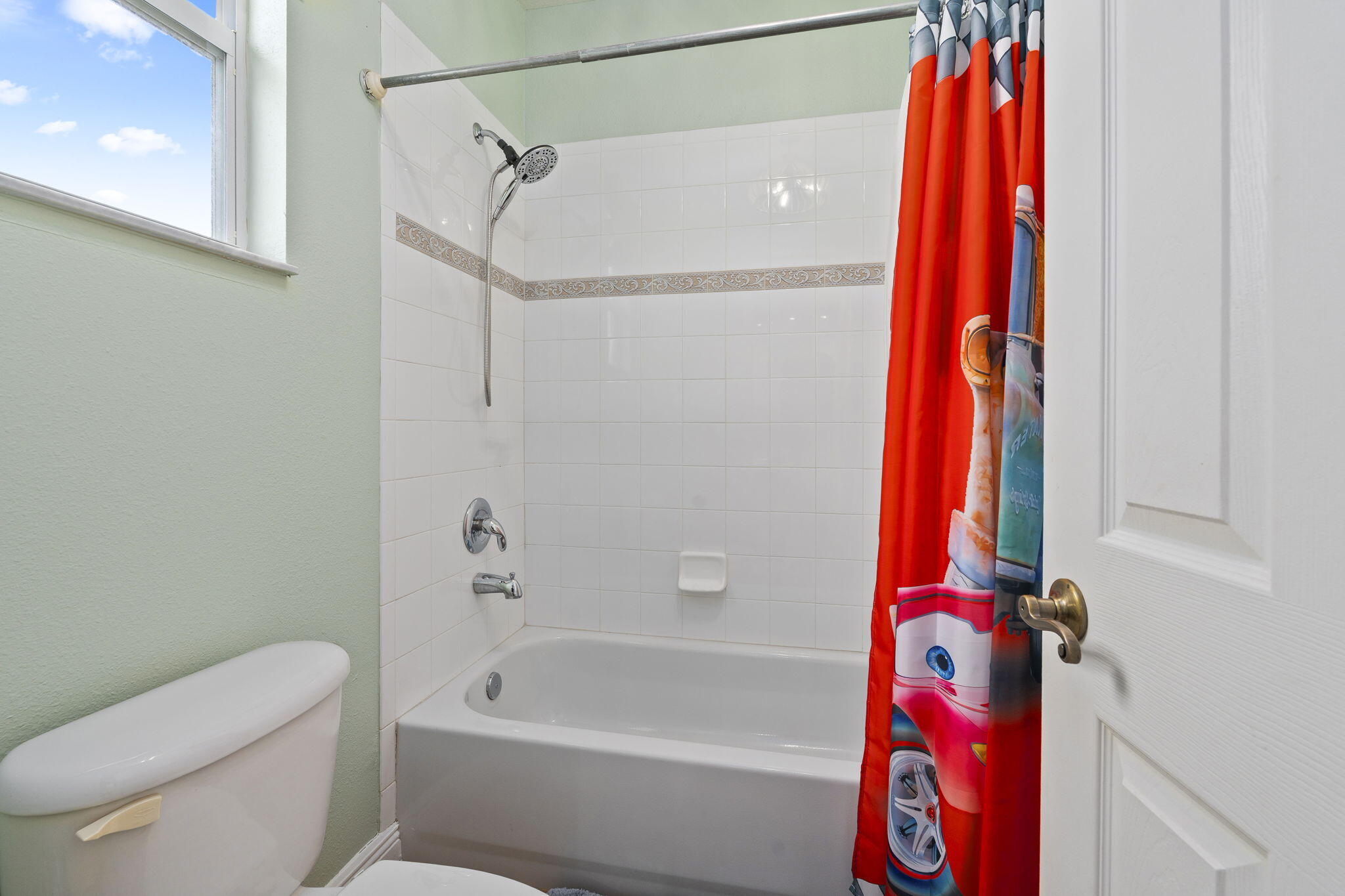 LAKE TUSCANY - Residential