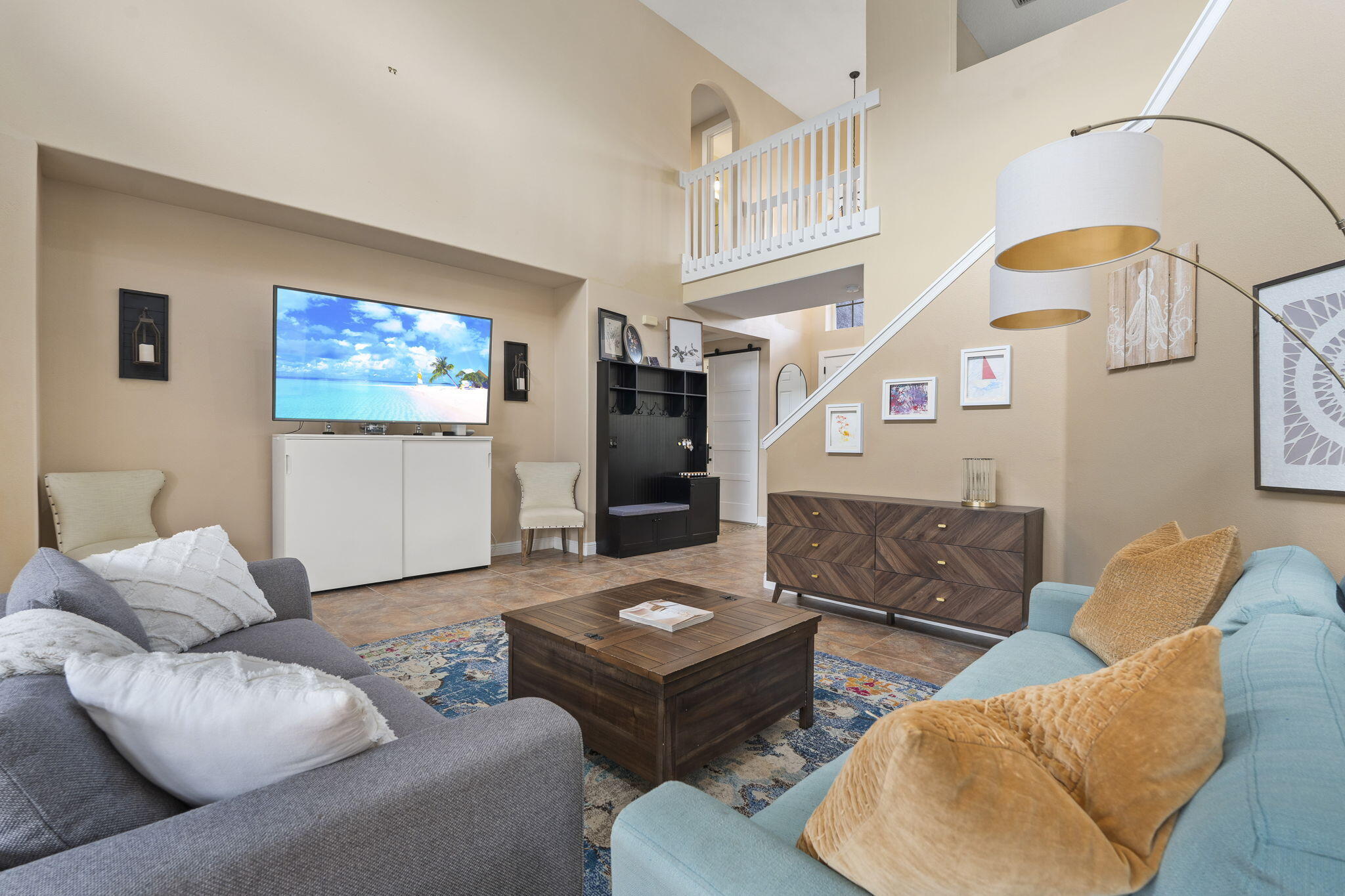 LAKE TUSCANY - Residential