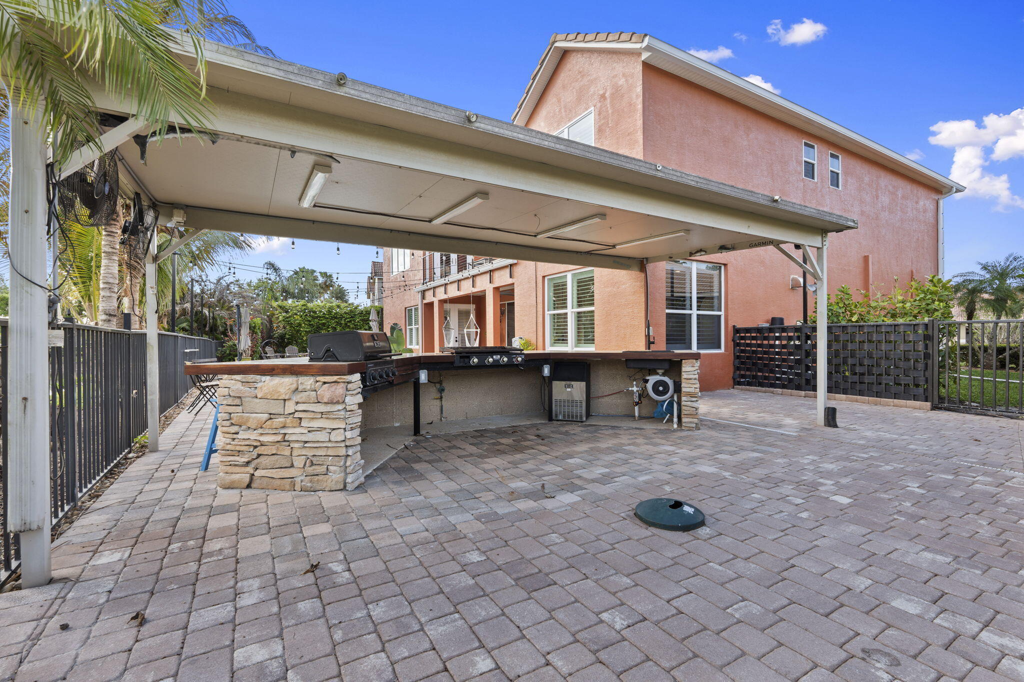 LAKE TUSCANY - Residential