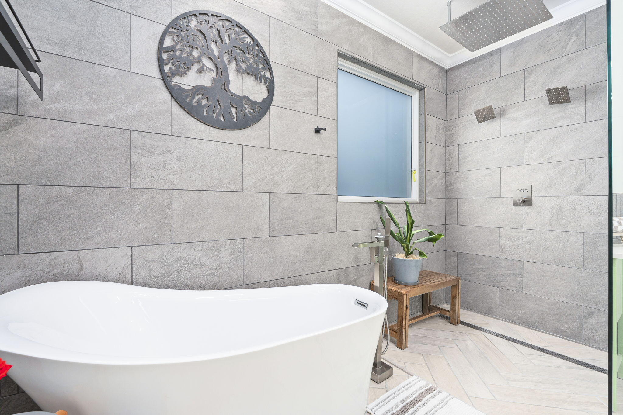 LAKE TUSCANY - Residential