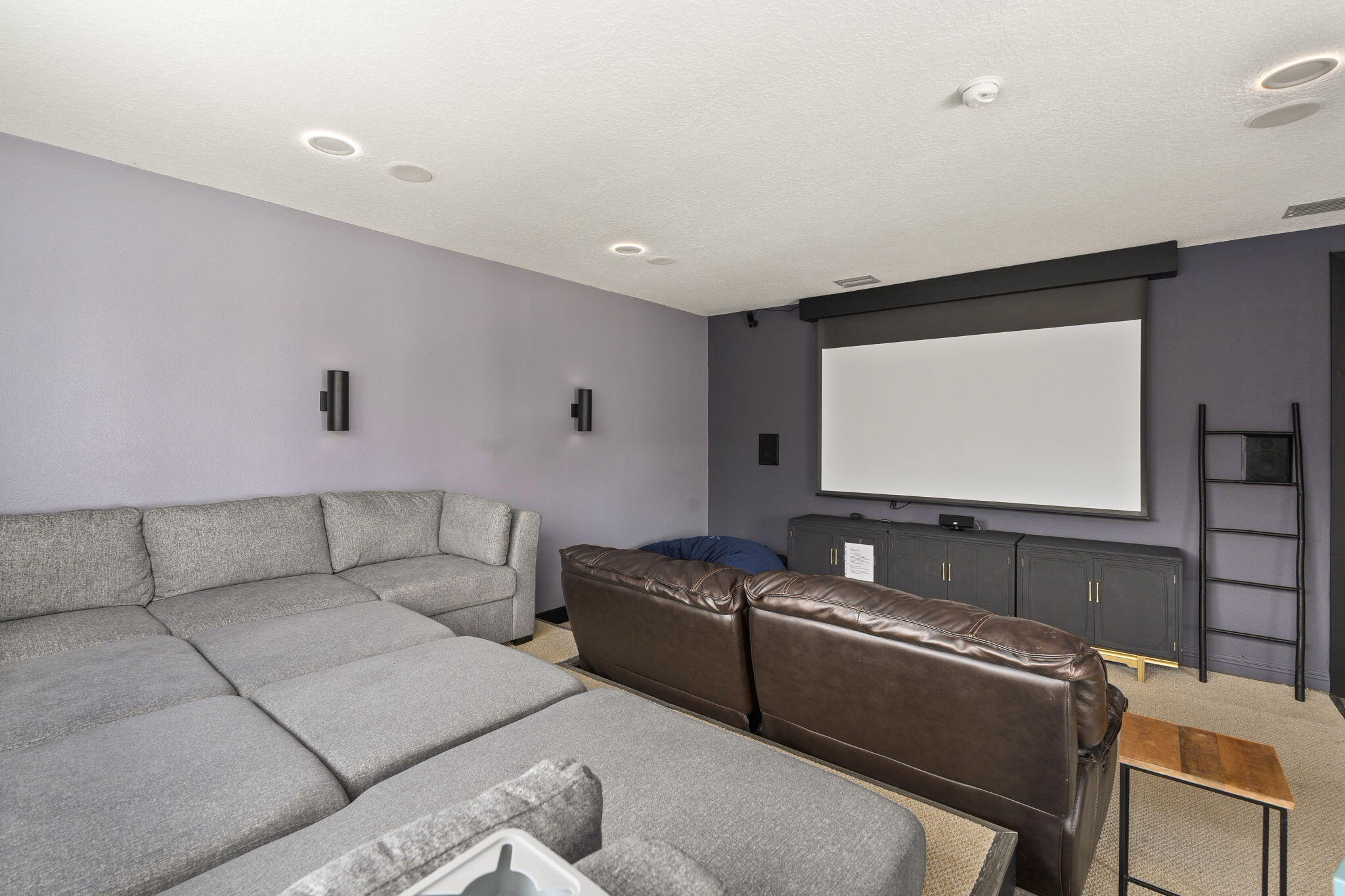 LAKE TUSCANY - Residential