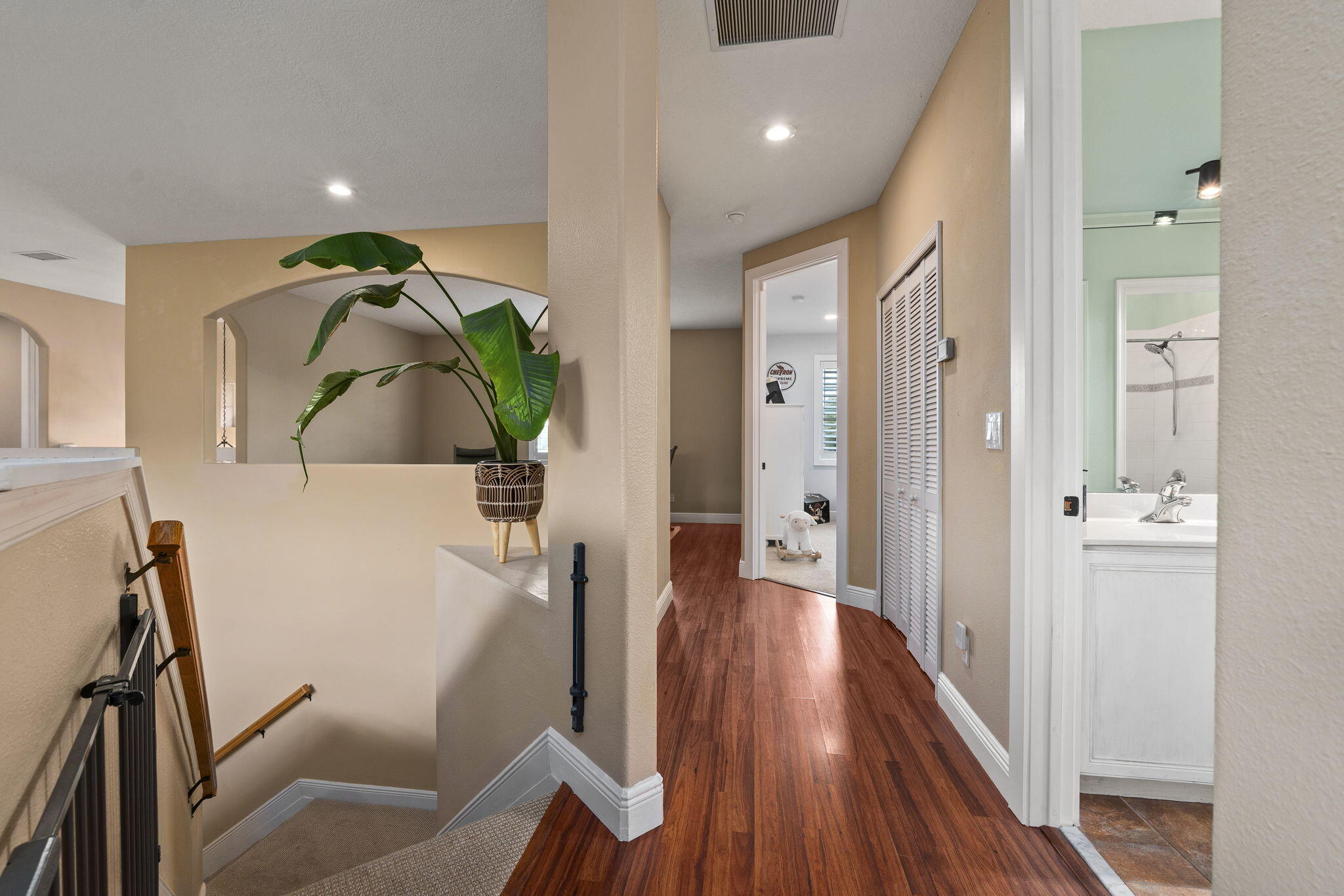 LAKE TUSCANY - Residential