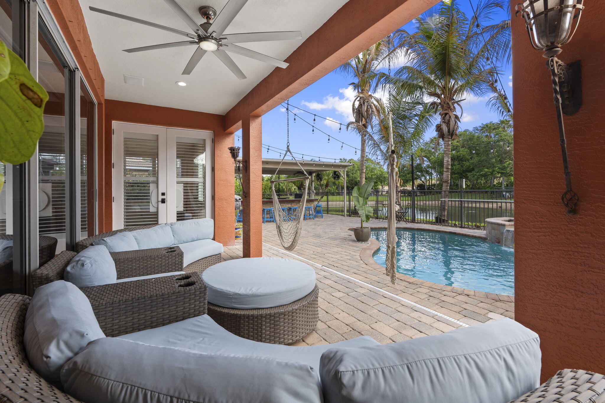 LAKE TUSCANY - Residential