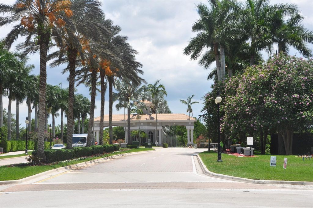 Photo of 19496 S Whitewater Avenue, Weston, FL 33332 (MLS # B26022893)