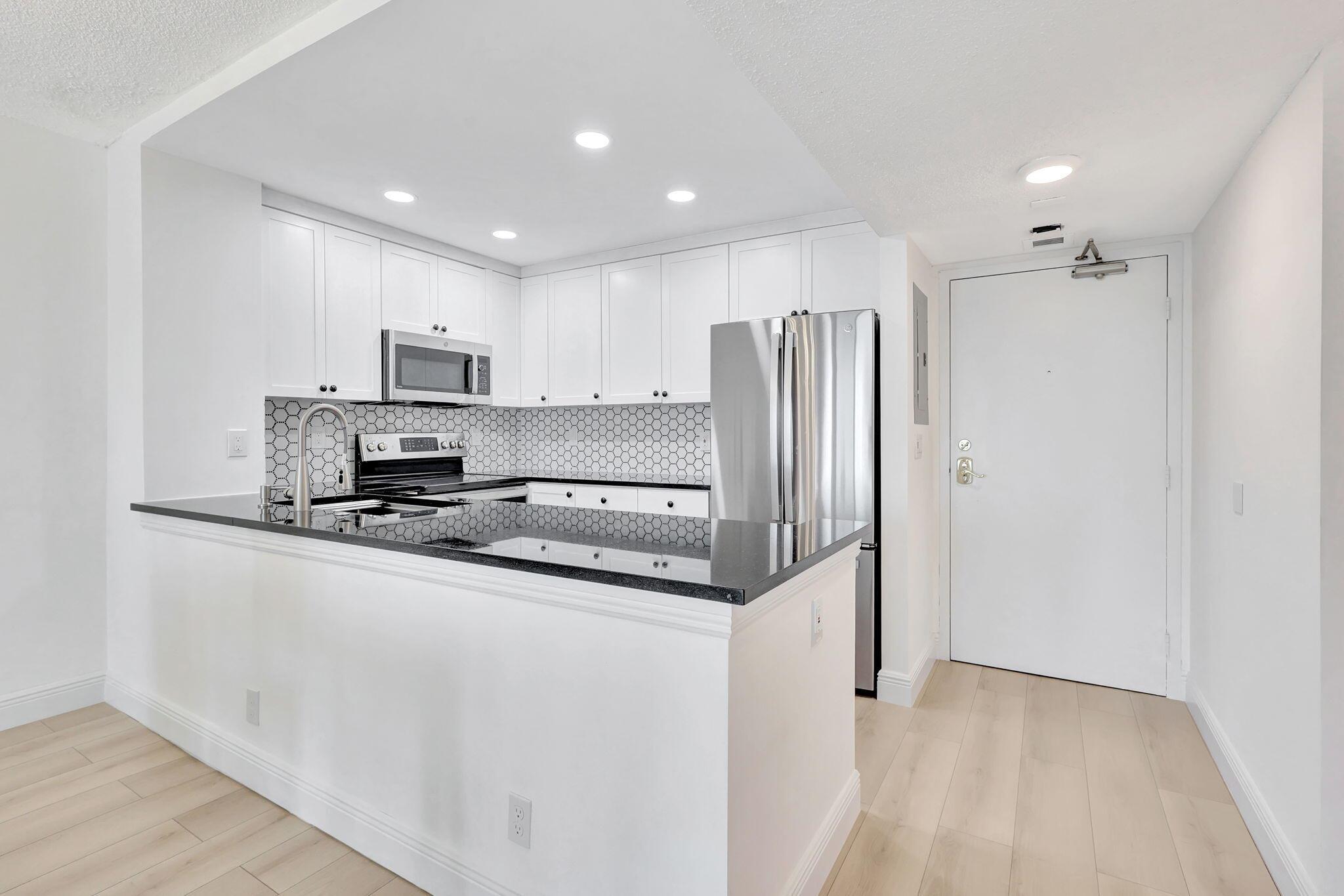 LE CHATEAU ROYAL CONDO - Residential Lease