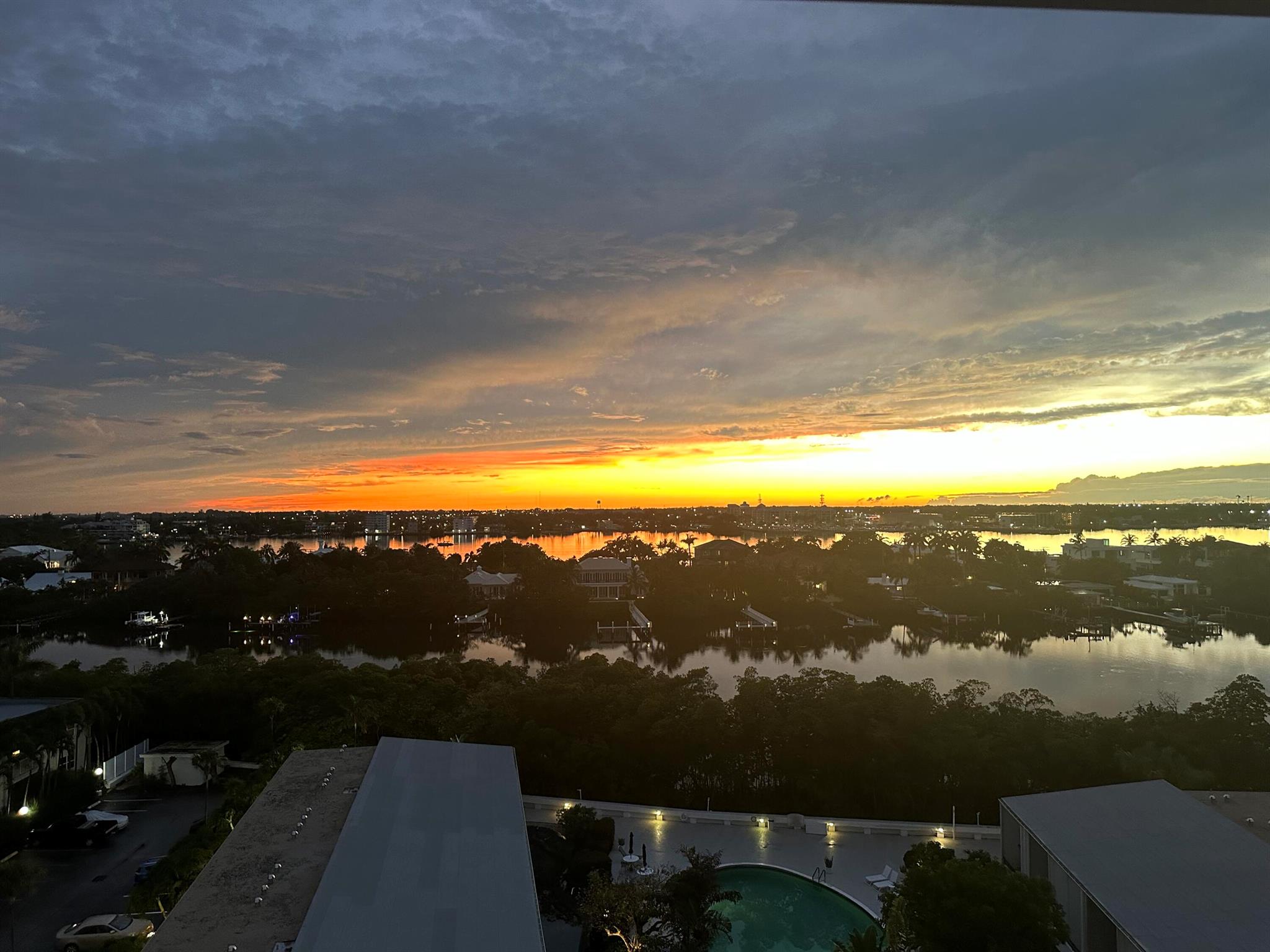 LE CHATEAU ROYAL CONDO - Residential Lease