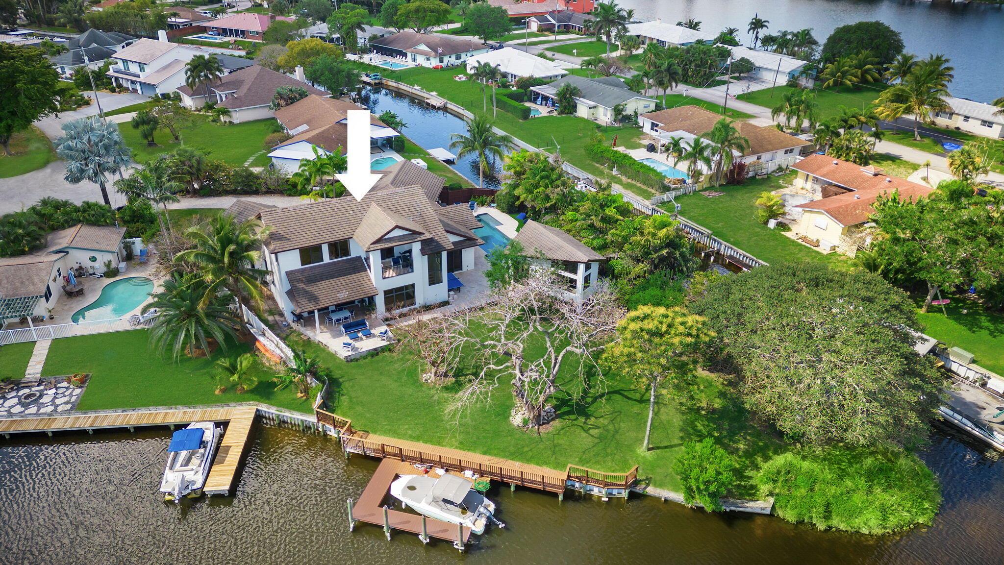 6787 Bayshore Drive