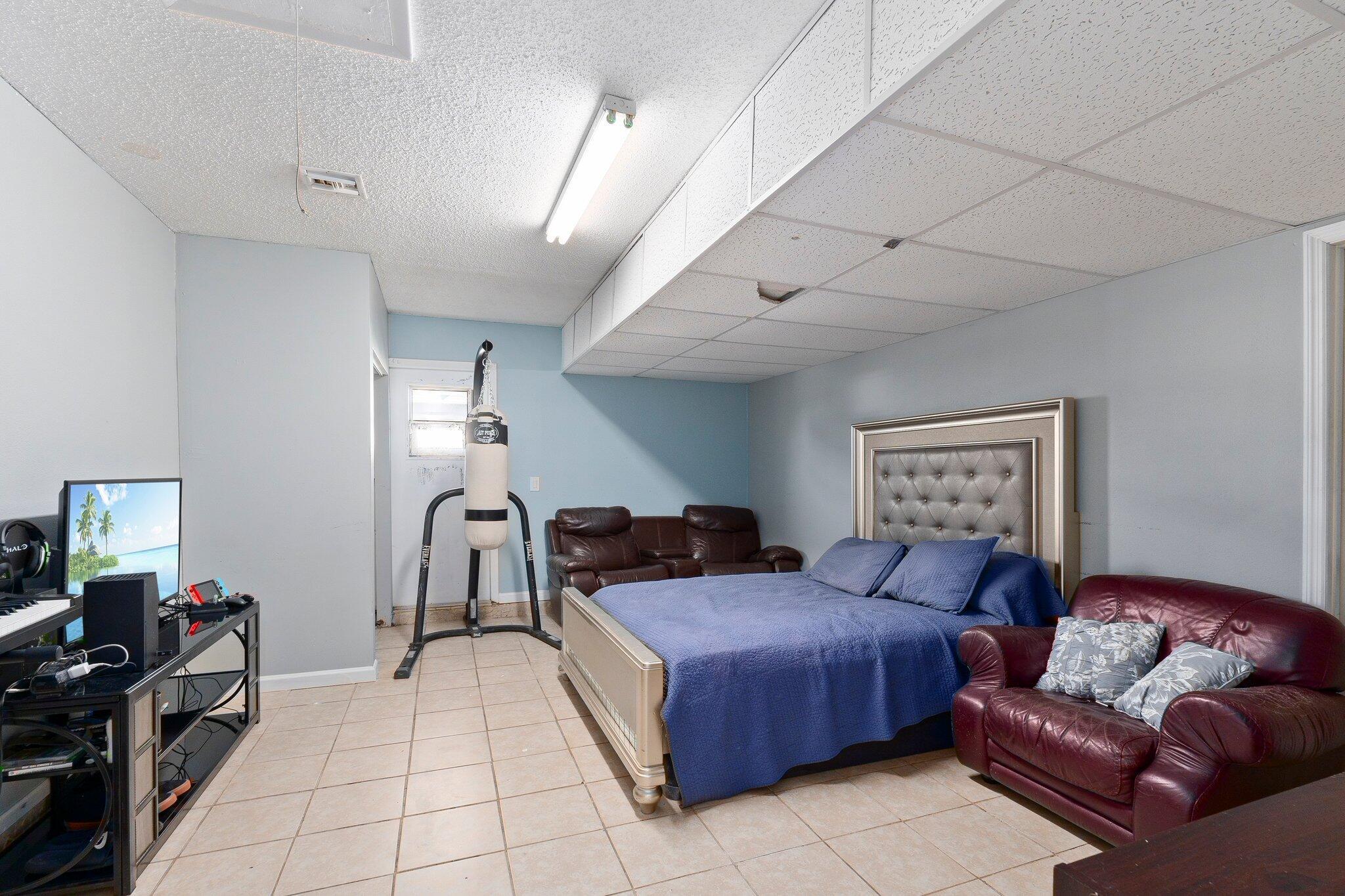 PORT ST LUCIE SECTION 27 - Residential