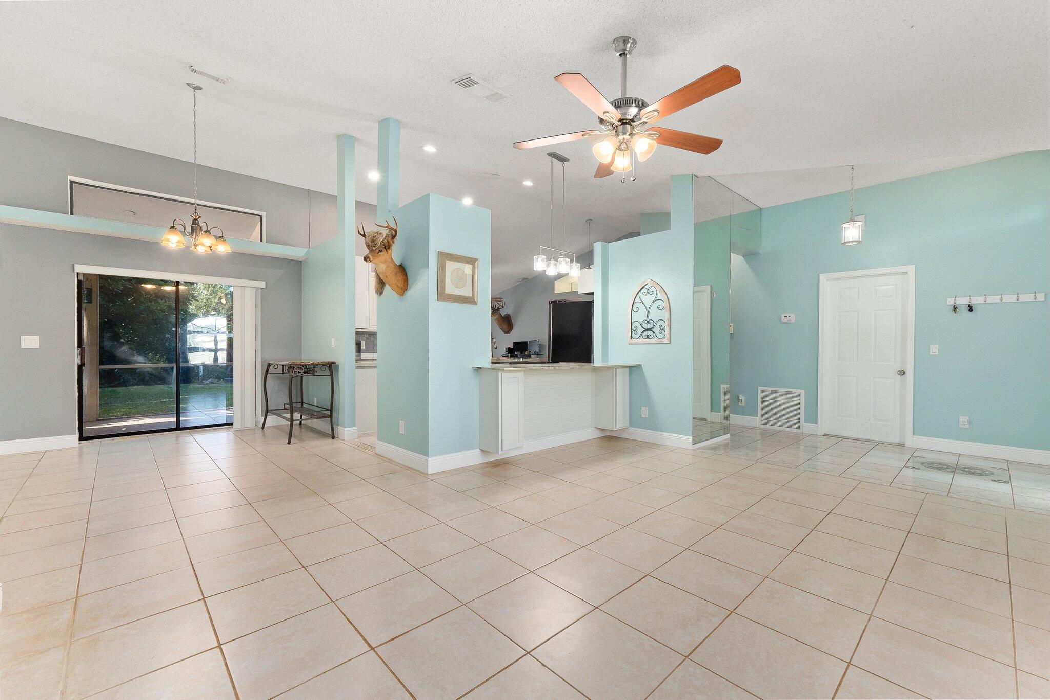 PORT ST LUCIE SECTION 27 - Residential