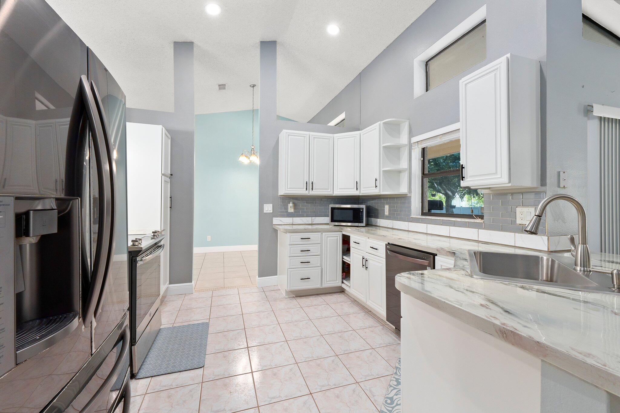 PORT ST LUCIE SECTION 27 - Residential