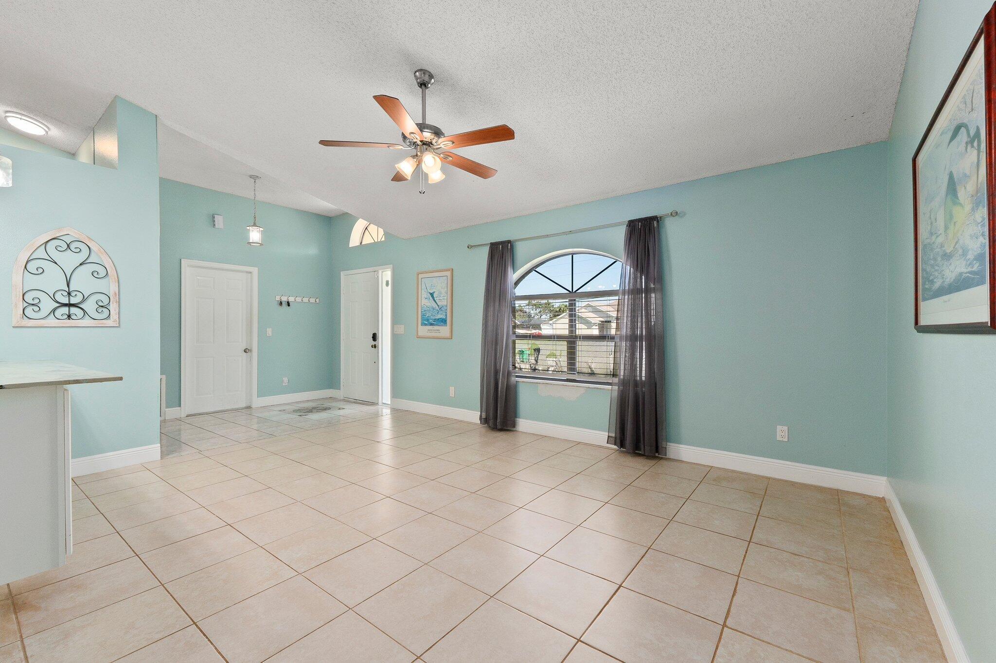 PORT ST LUCIE SECTION 27 - Residential