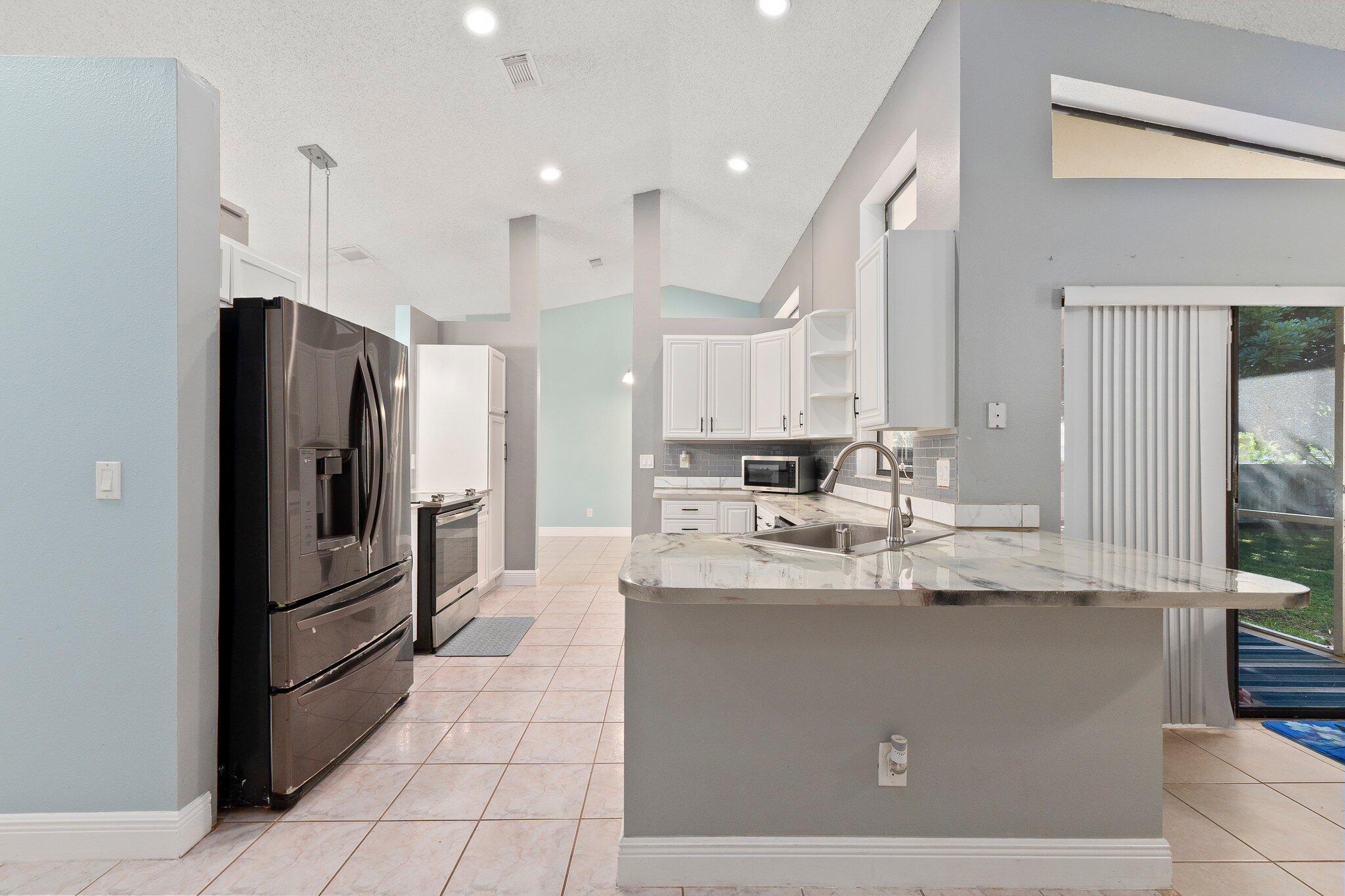 PORT ST LUCIE SECTION 27 - Residential