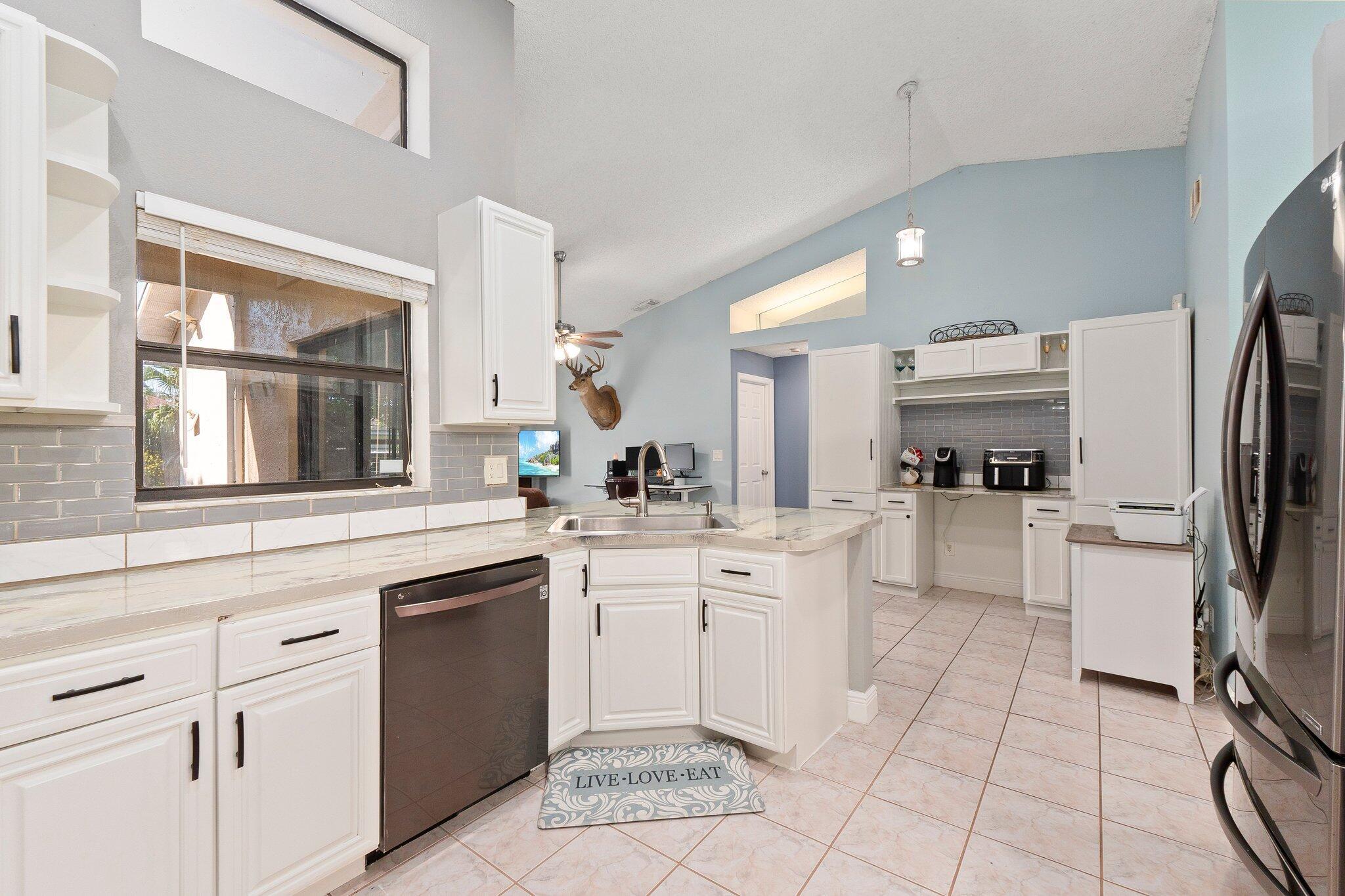 PORT ST LUCIE SECTION 27 - Residential