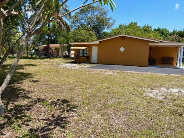 LAUDERDALE MONORS - Residential