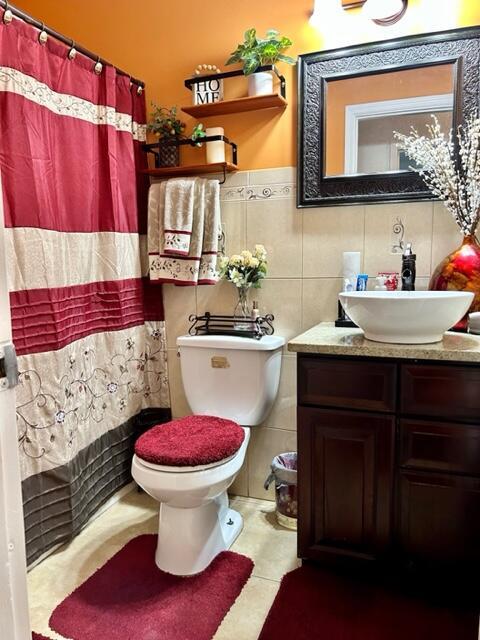 LAUDERDALE MONORS - Residential