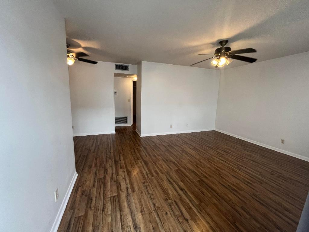 HARBOUR HALL CONDOS - Residential Lease