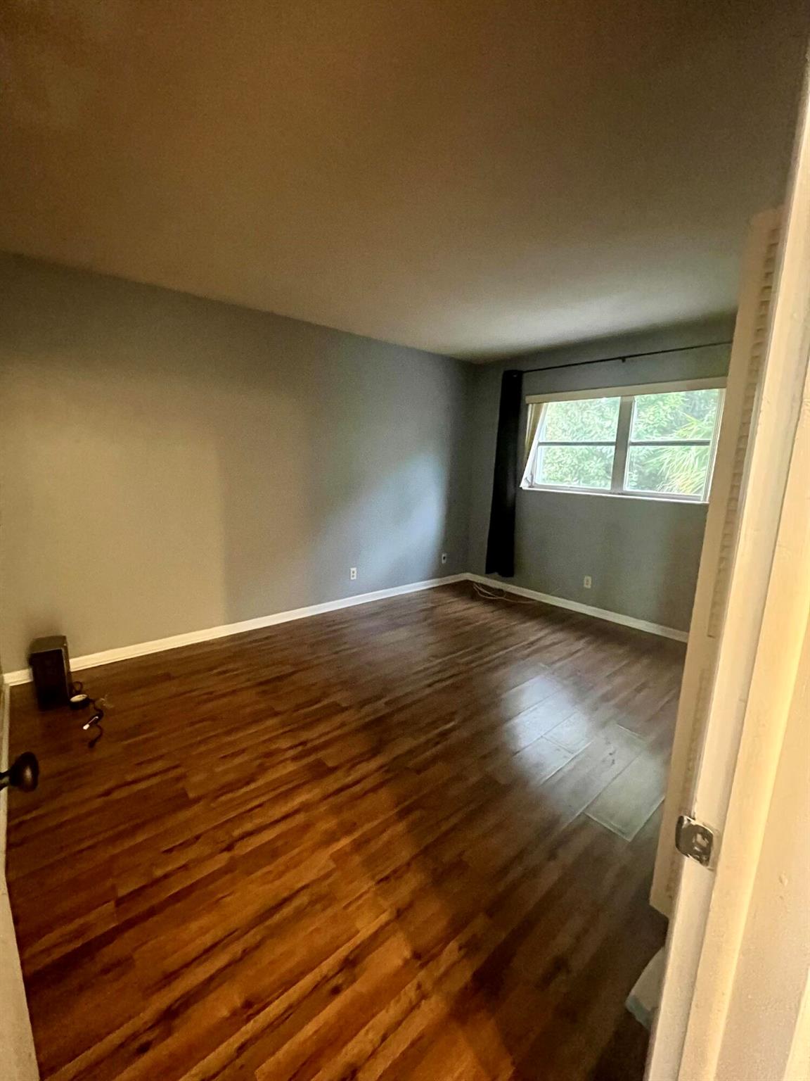 HARBOUR HALL CONDOS - Residential Lease