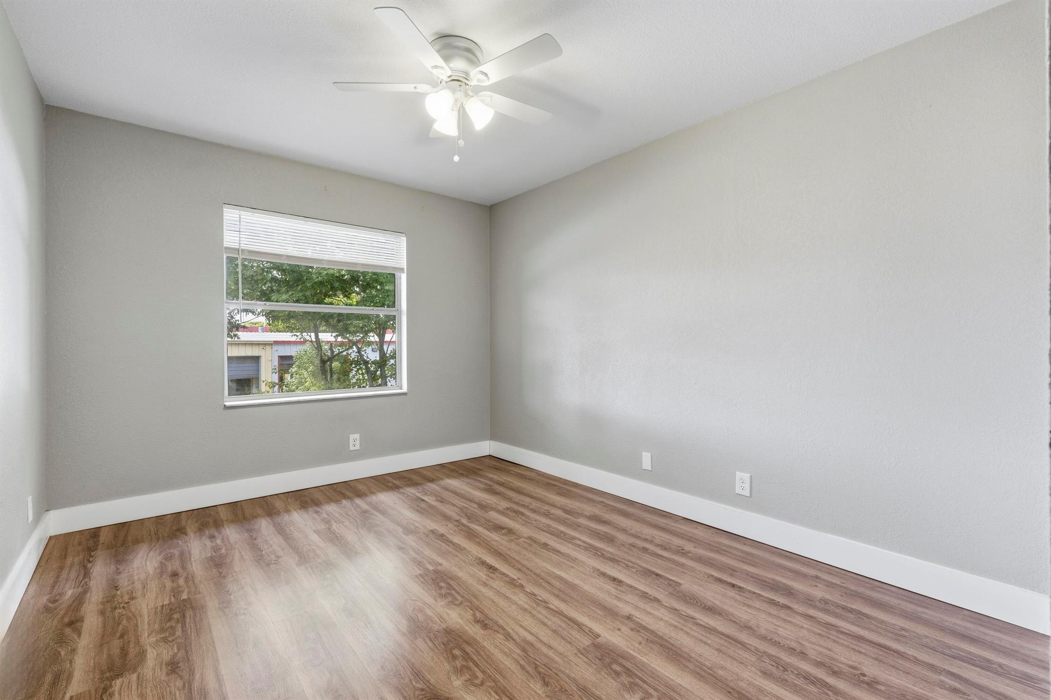 CYPRESS ESTATES OF PALM S - Residential