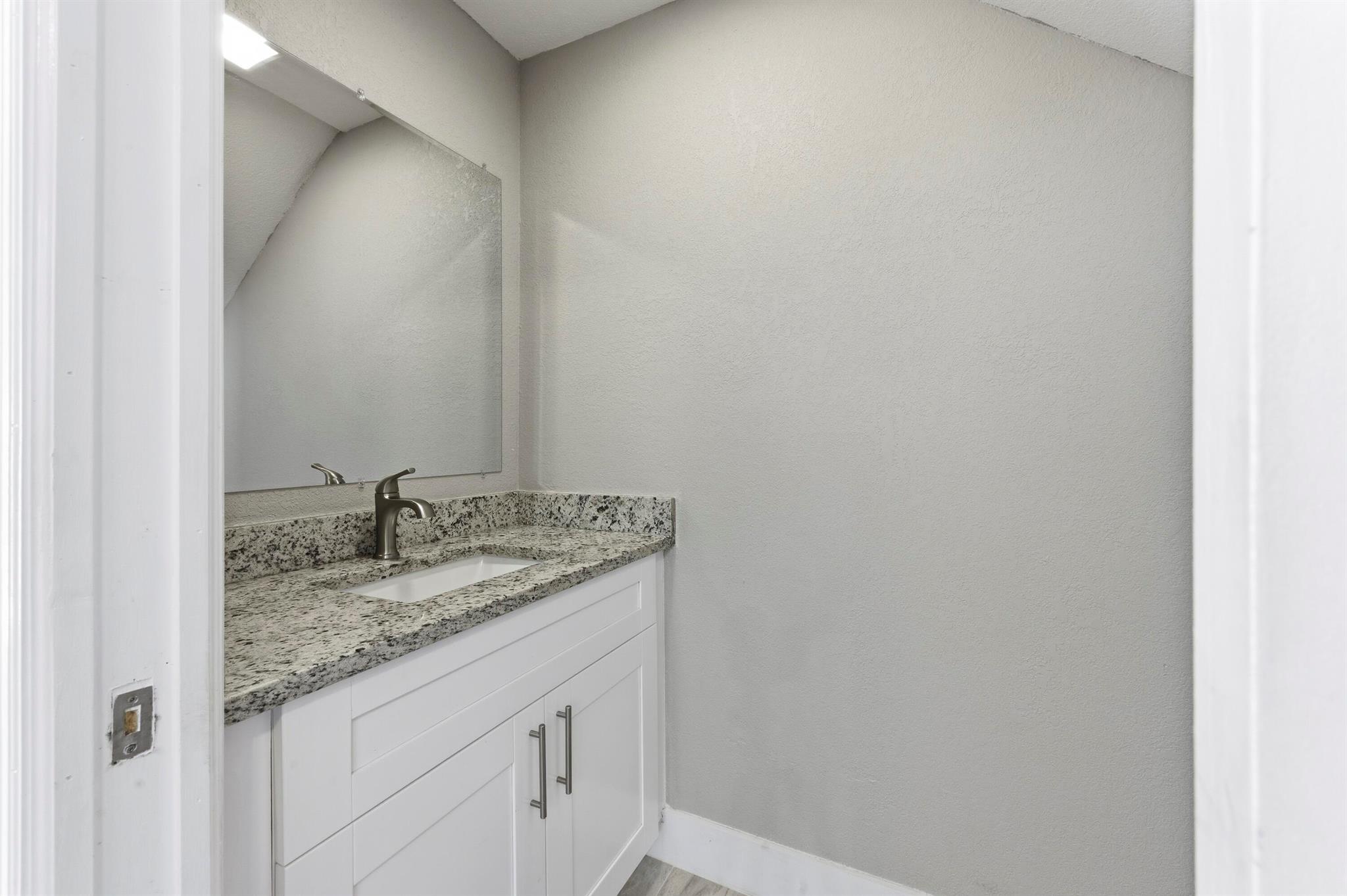 CYPRESS ESTATES OF PALM S - Residential