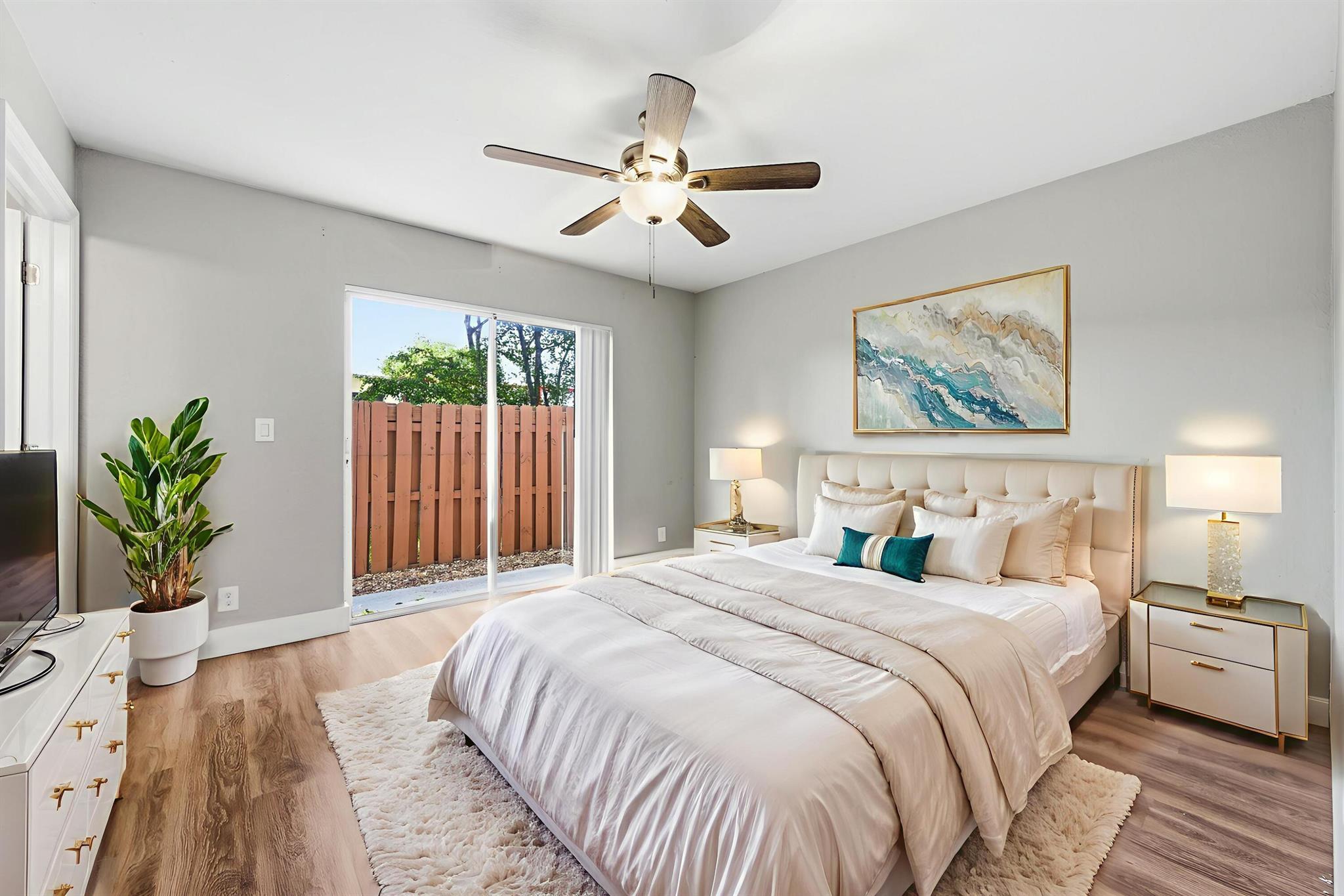 CYPRESS ESTATES OF PALM S - Residential