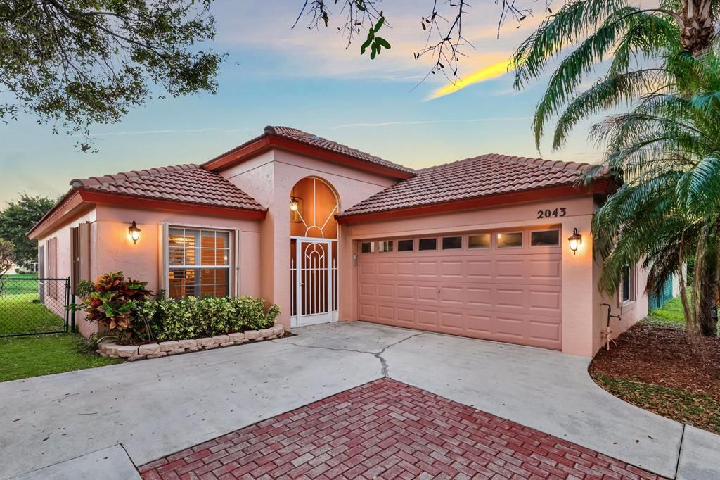 Photo of 2043 Bonisle Circle, Riviera Beach, FL 33418 (MLS # R10856024)