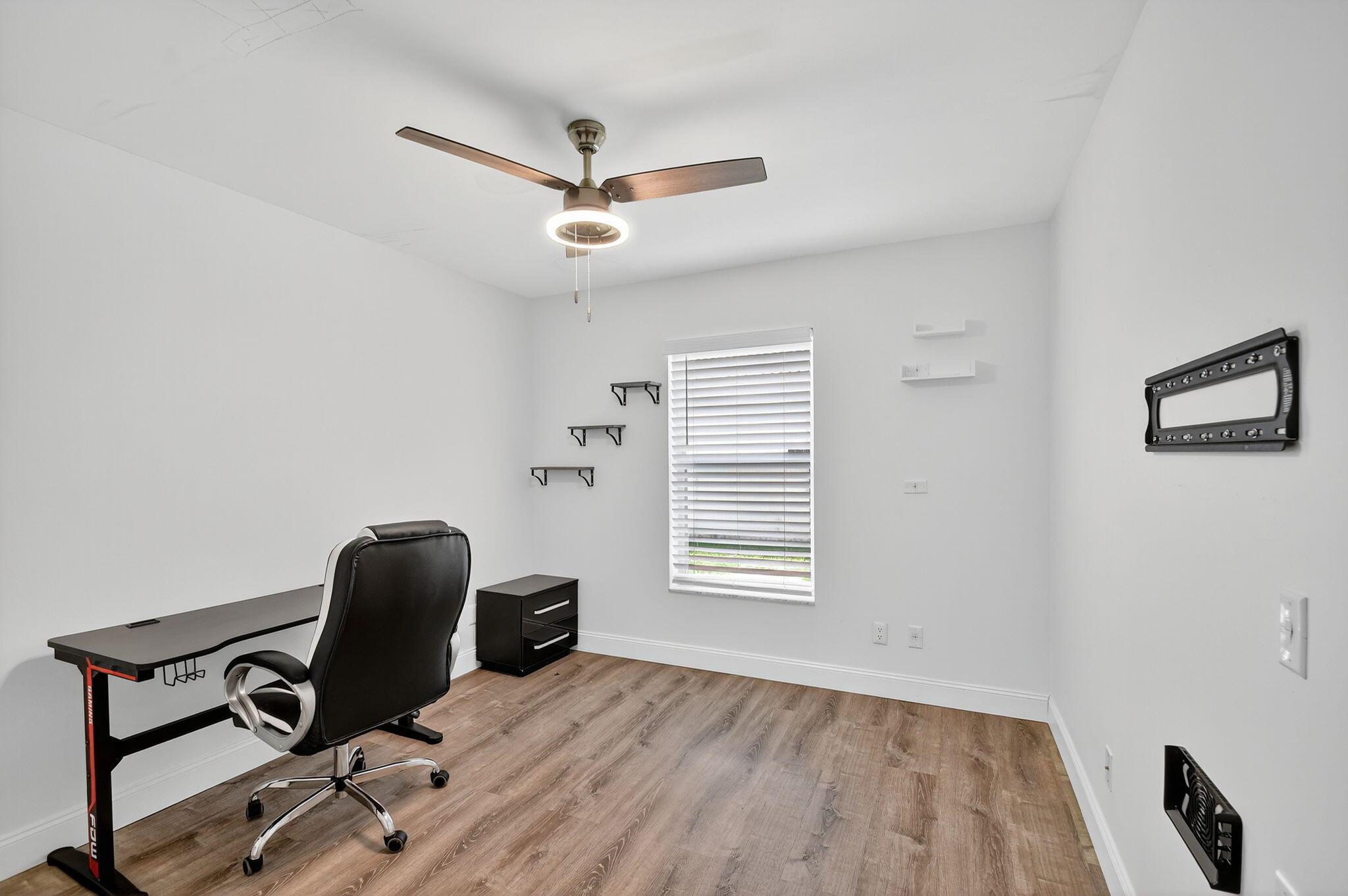 WELLINGTONS EDGE PAR 76 P - Residential Lease