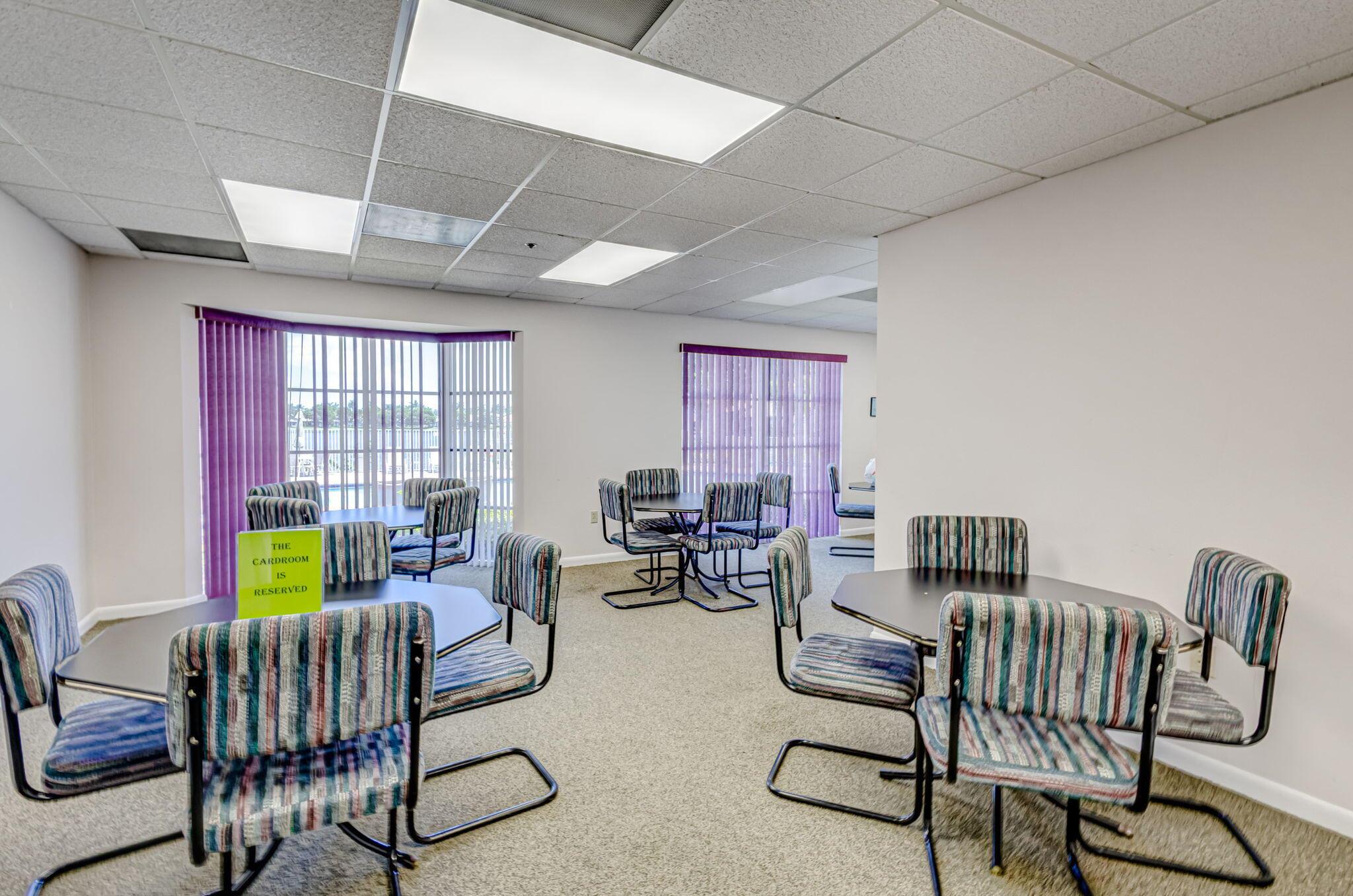 WELLINGTONS EDGE PAR 76 P - Residential Lease