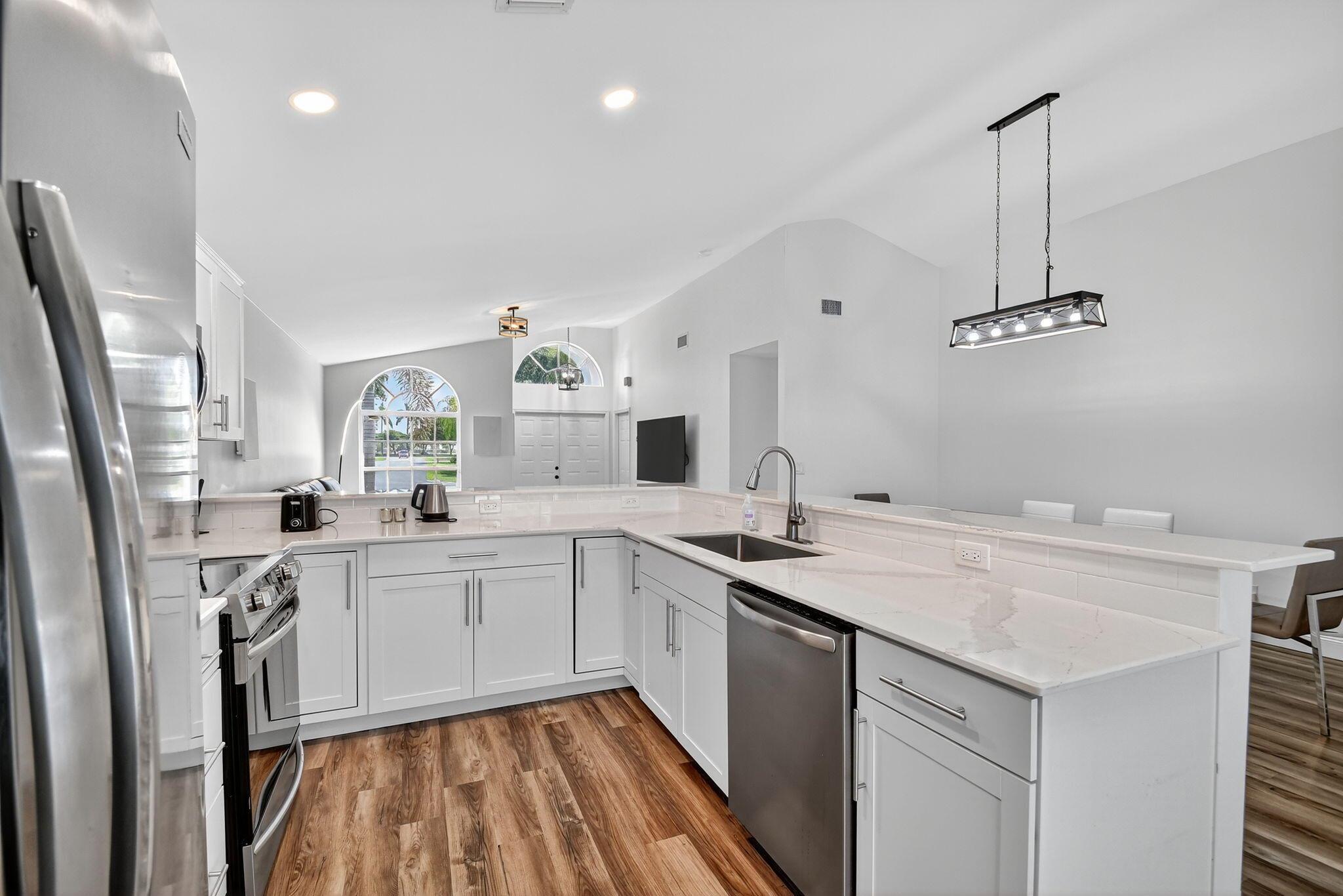 WELLINGTONS EDGE PAR 76 P - Residential Lease