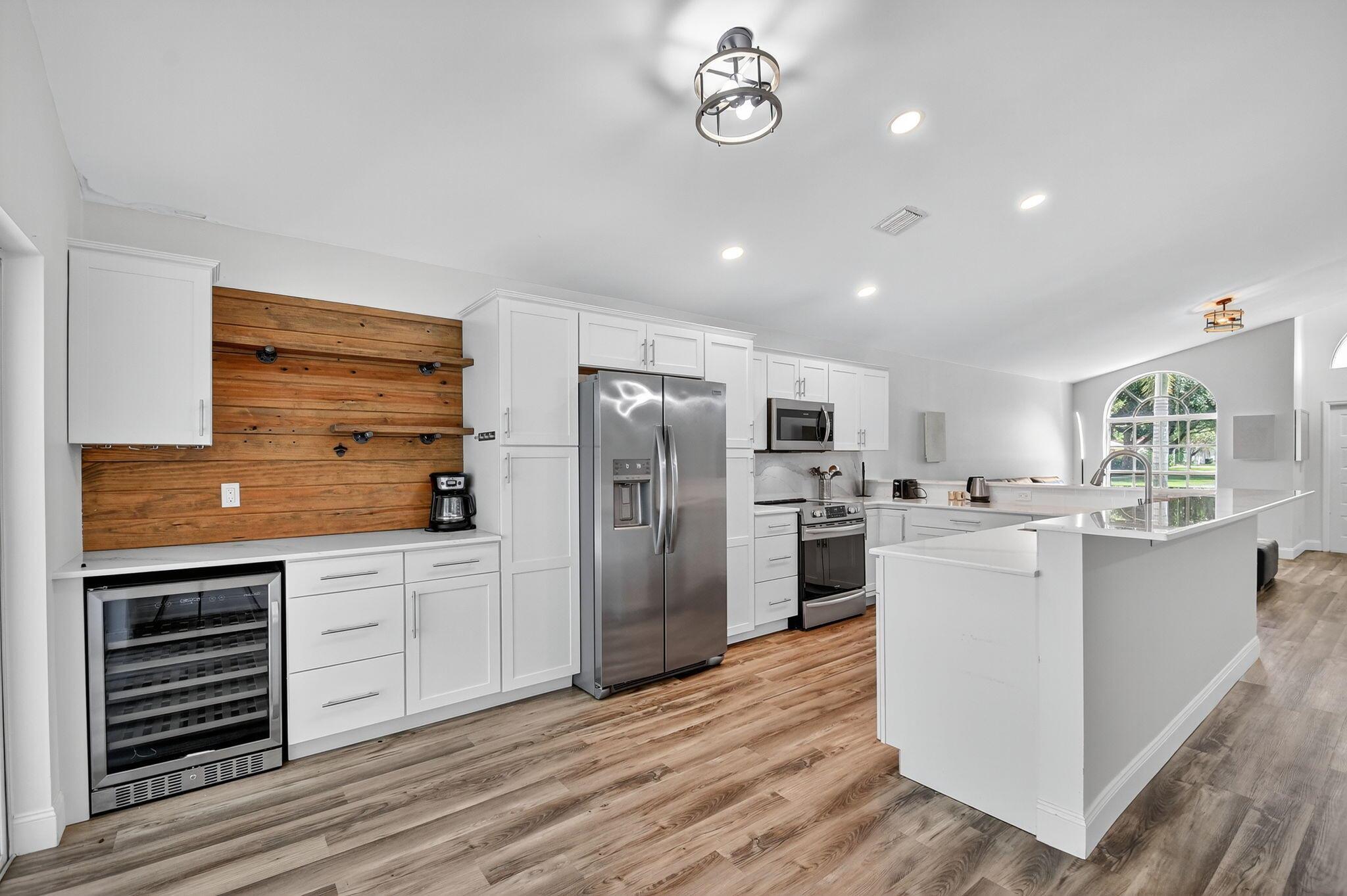 WELLINGTONS EDGE PAR 76 P - Residential Lease