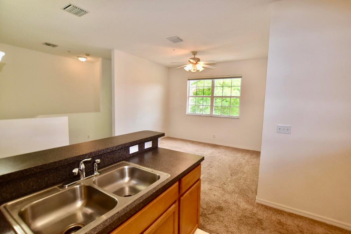 TEQUESTA TRACE CONDO - Residential