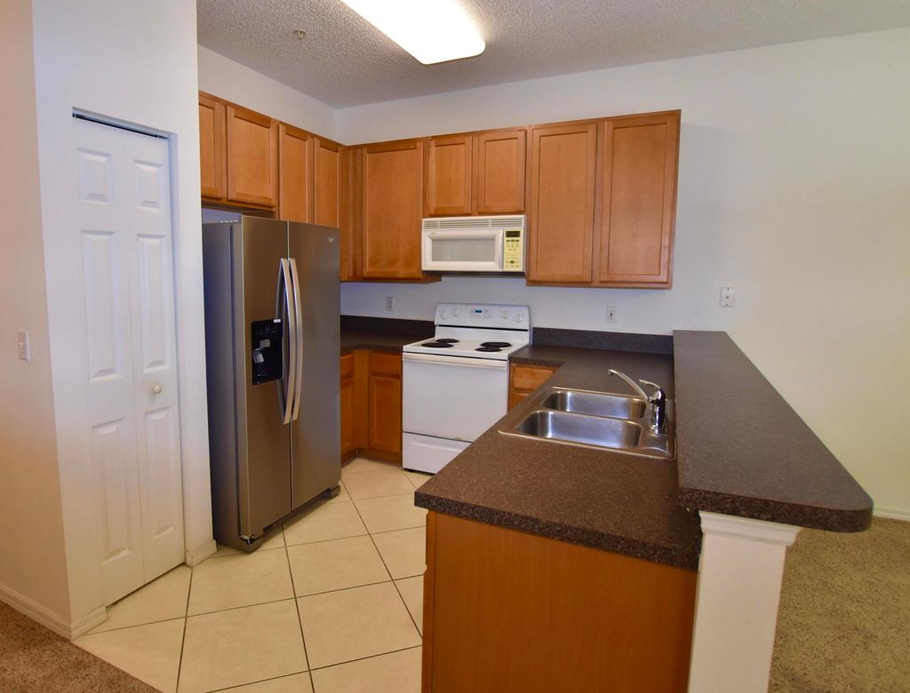 Photo of 106 Lighthouse Circle #J, Tequesta, FL 33469 (MLS # R11105142)