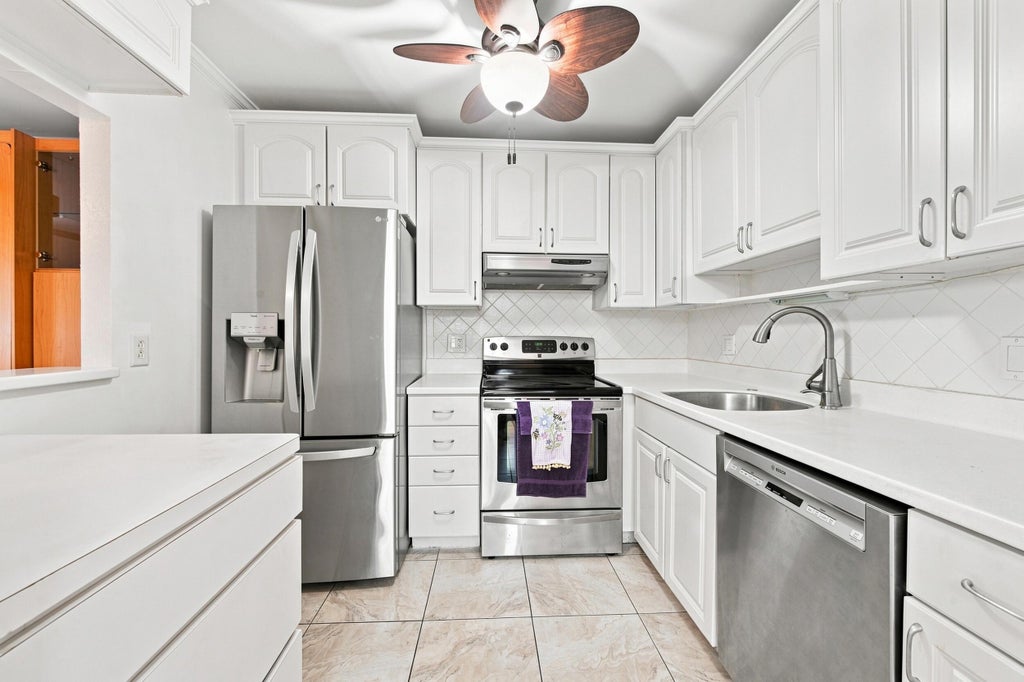 Photo of 167 Valencia G, Delray Beach, FL 33446 (MLS # B26071455)