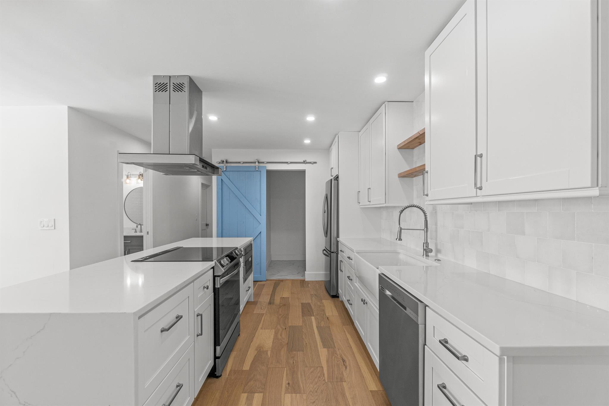 1188 W Camino Real